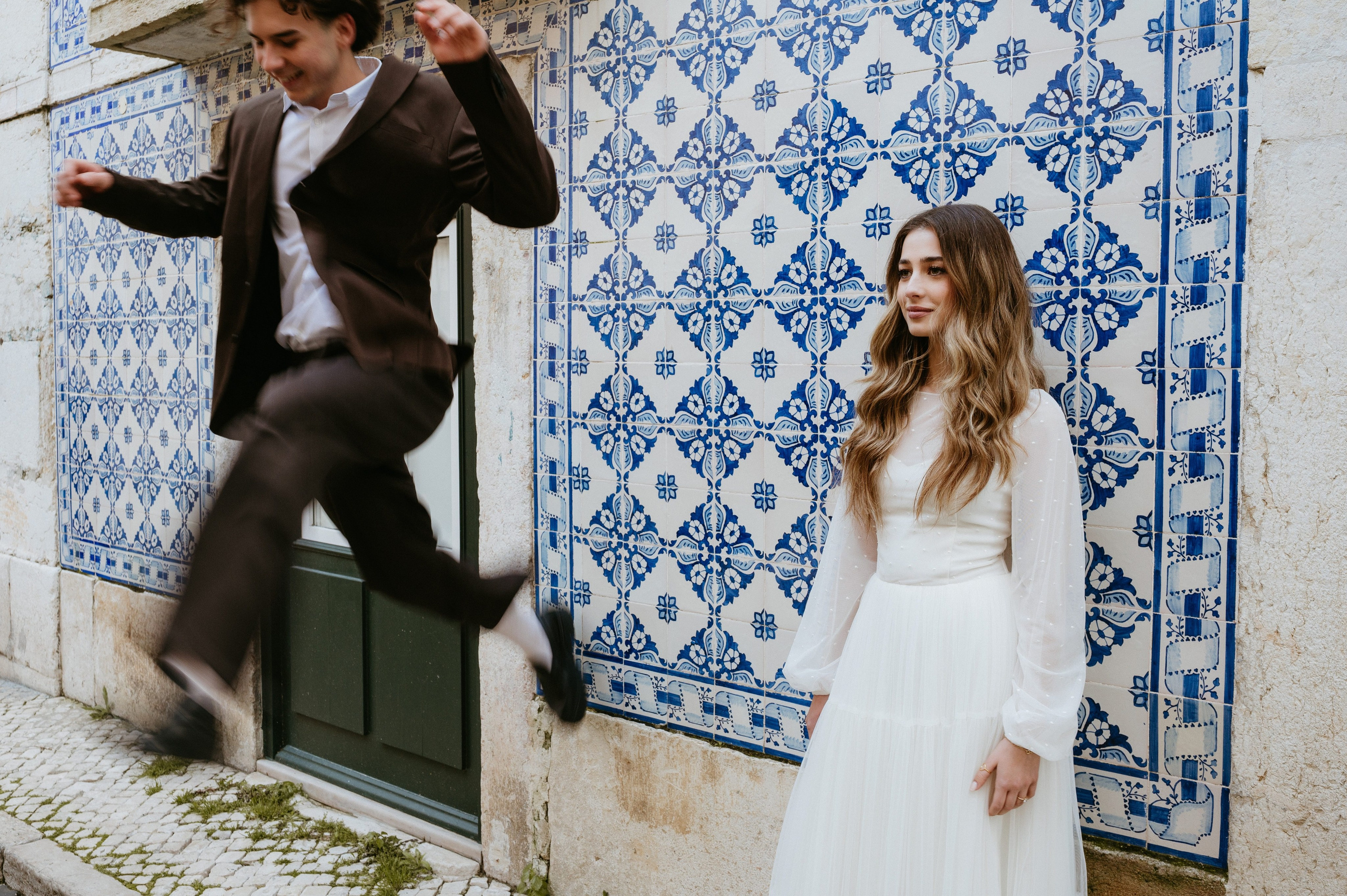 Ședință foto romantică în Lisabona – Inspirație pentru fotografiile de nuntă. Valentin Melen - fotograf de nunta 🤍