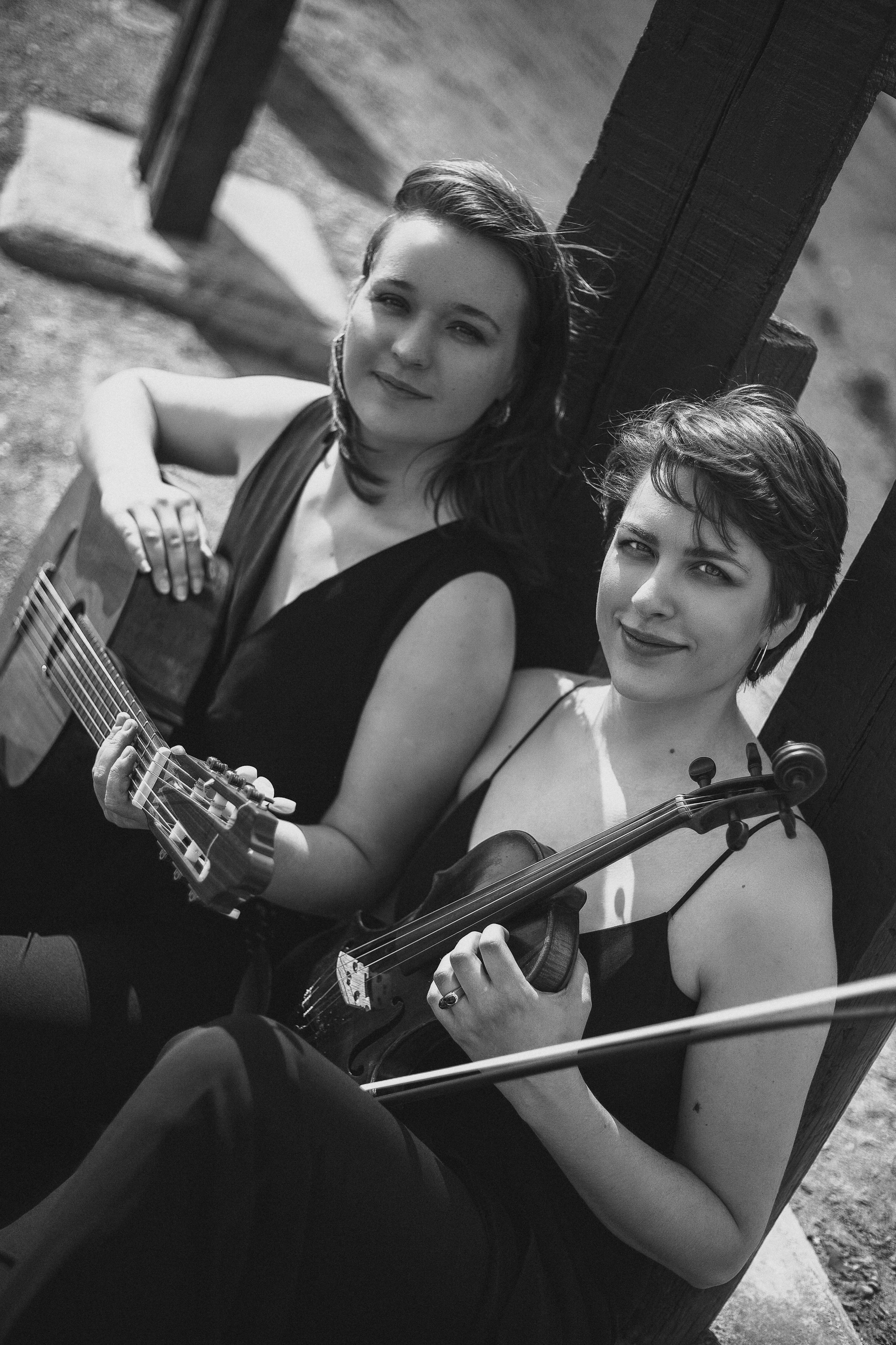 Terese & Viktoria. Nadia Sarycheva Photographer