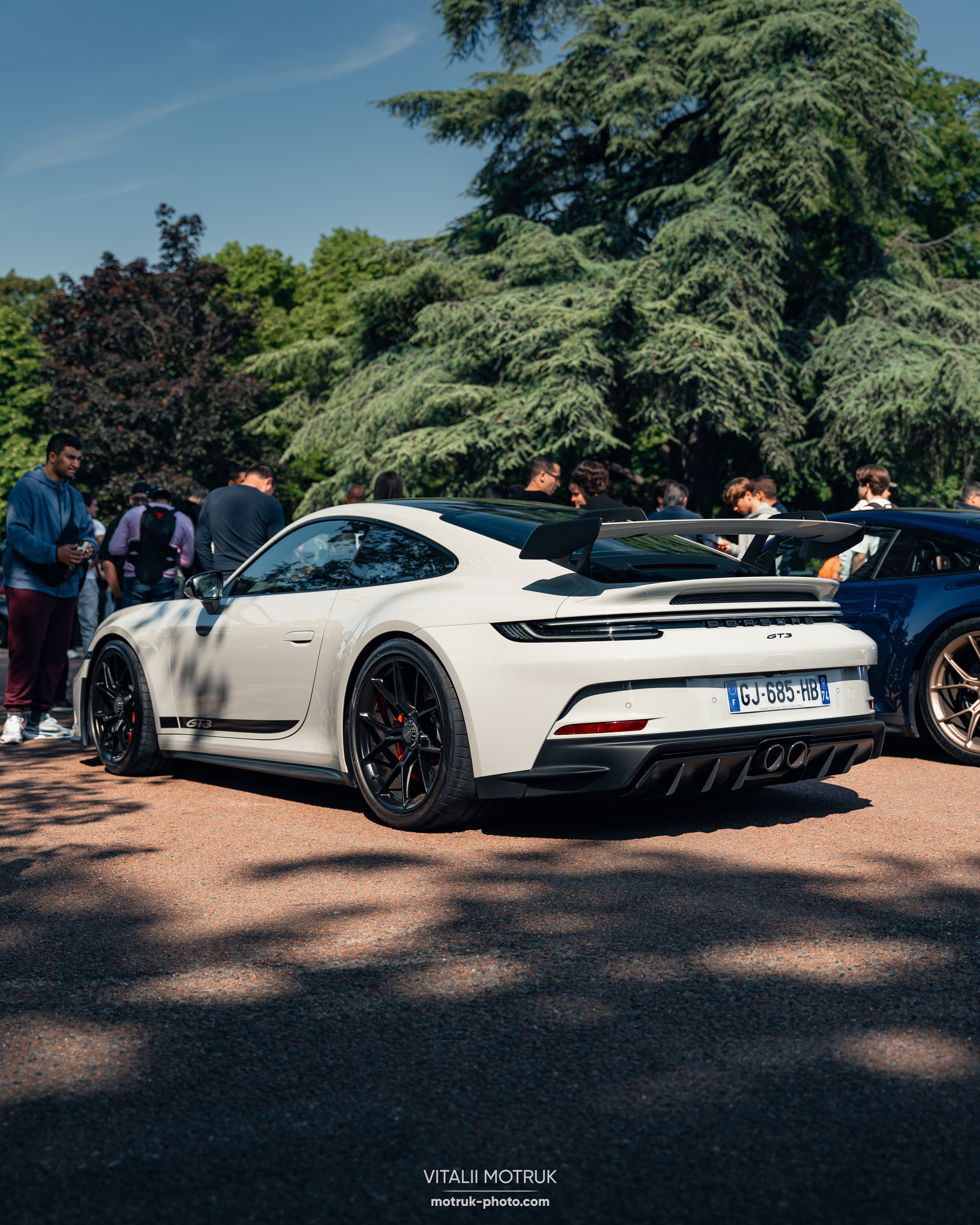 Rassemblement Auteuil 20 mai 2024. Photographe de voitures à Paris — Vitalii Motruk