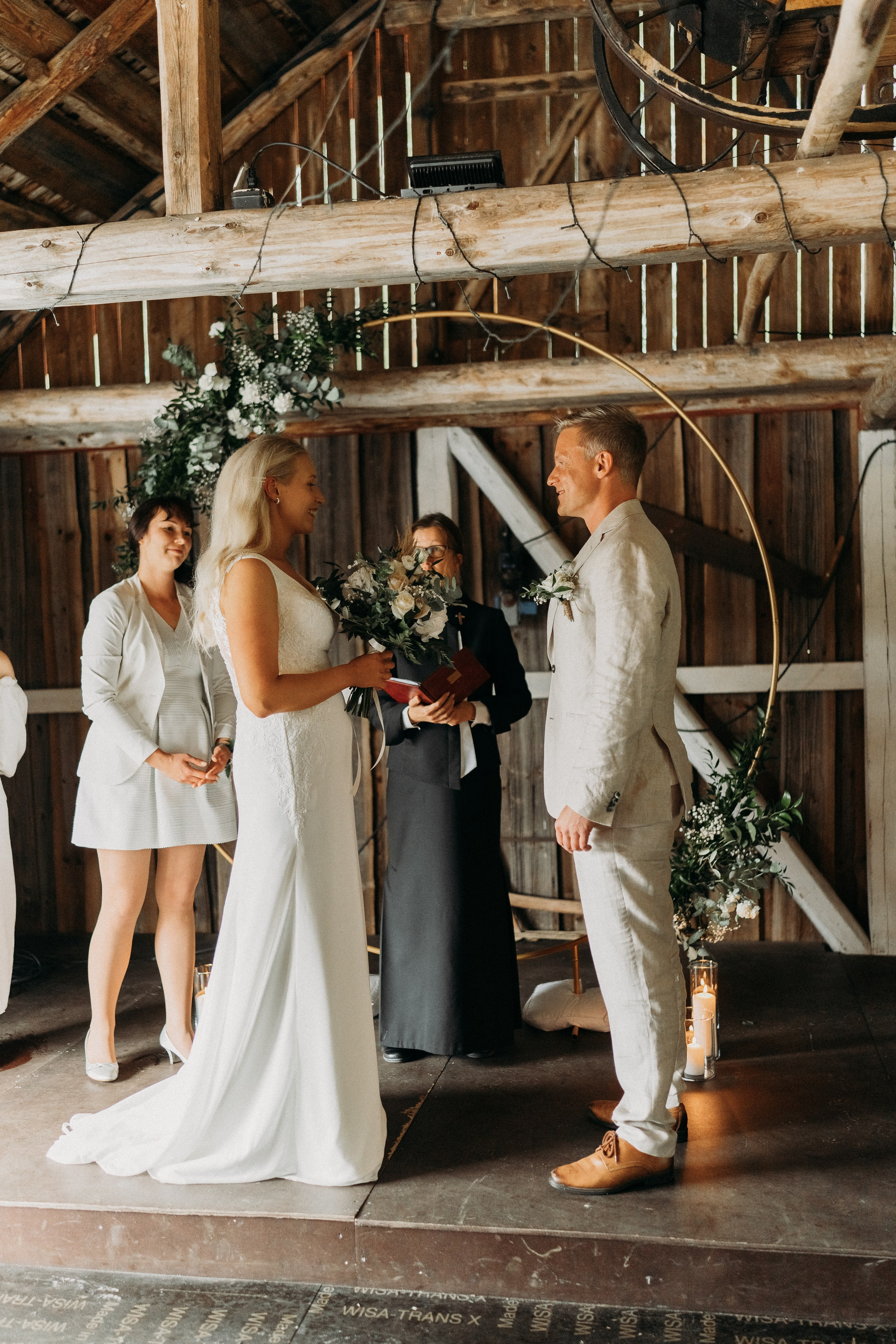 A&O. Wedding and portrait photographer in Helsinki Vickan O