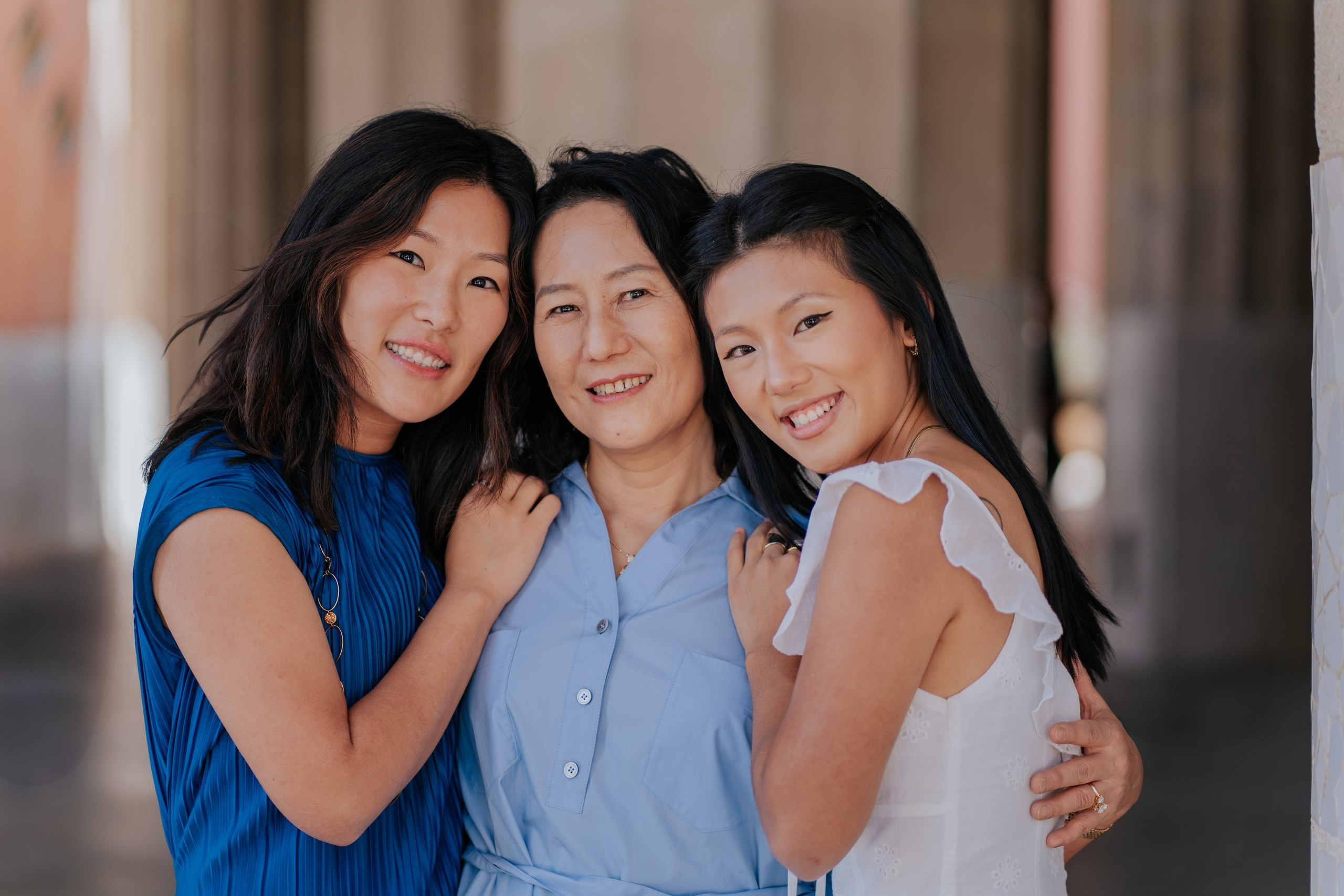 Barcelona Family Photoshoot — Family Photographer in Barcelona. DiaFoto — Wow Photographer in Barcelona | Premium Barcelona Photoshoot Experience