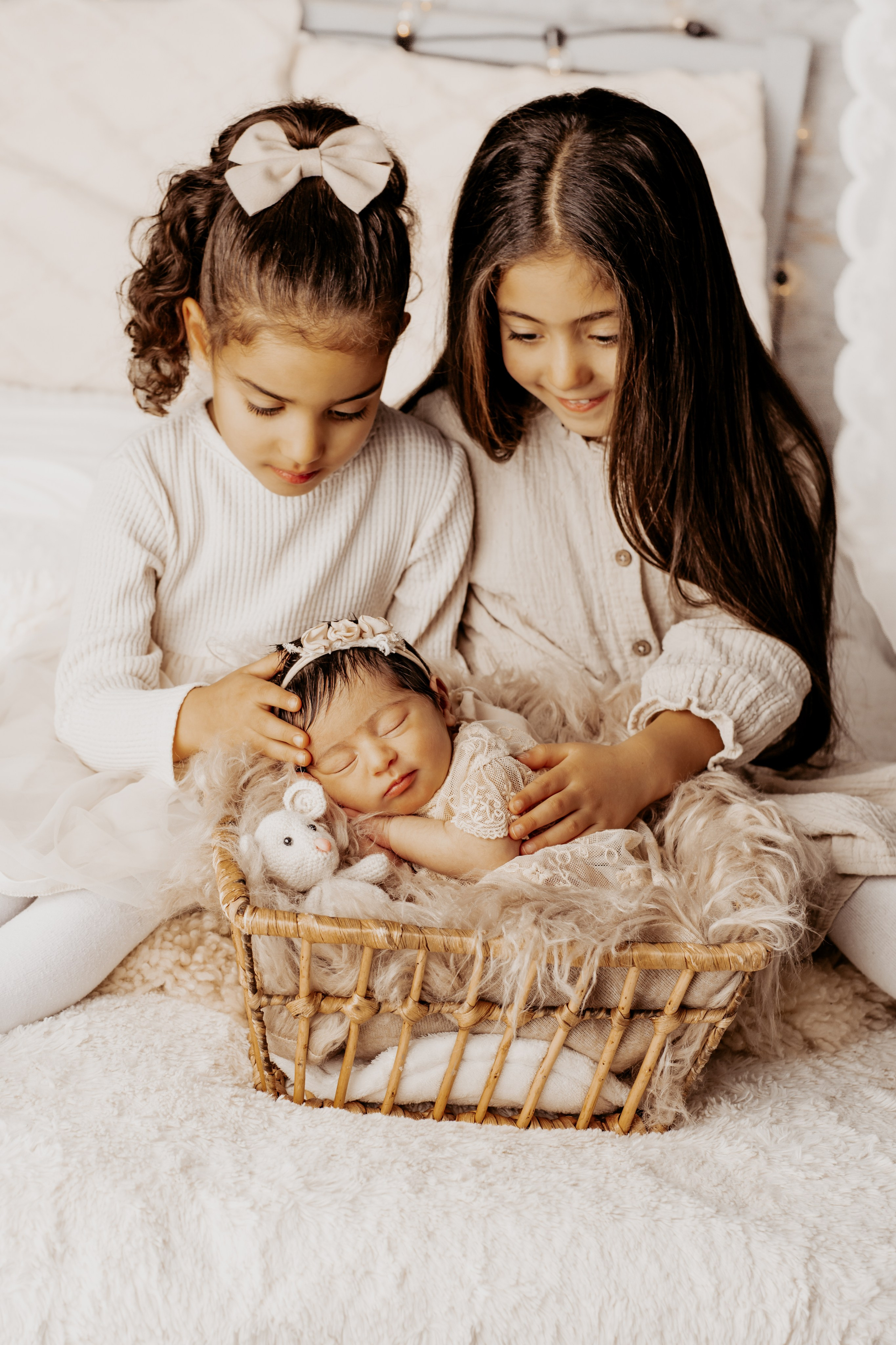 Neugeborene. Neugeborenen, Familien, Geschwister Fotografin aus Delmenhorst