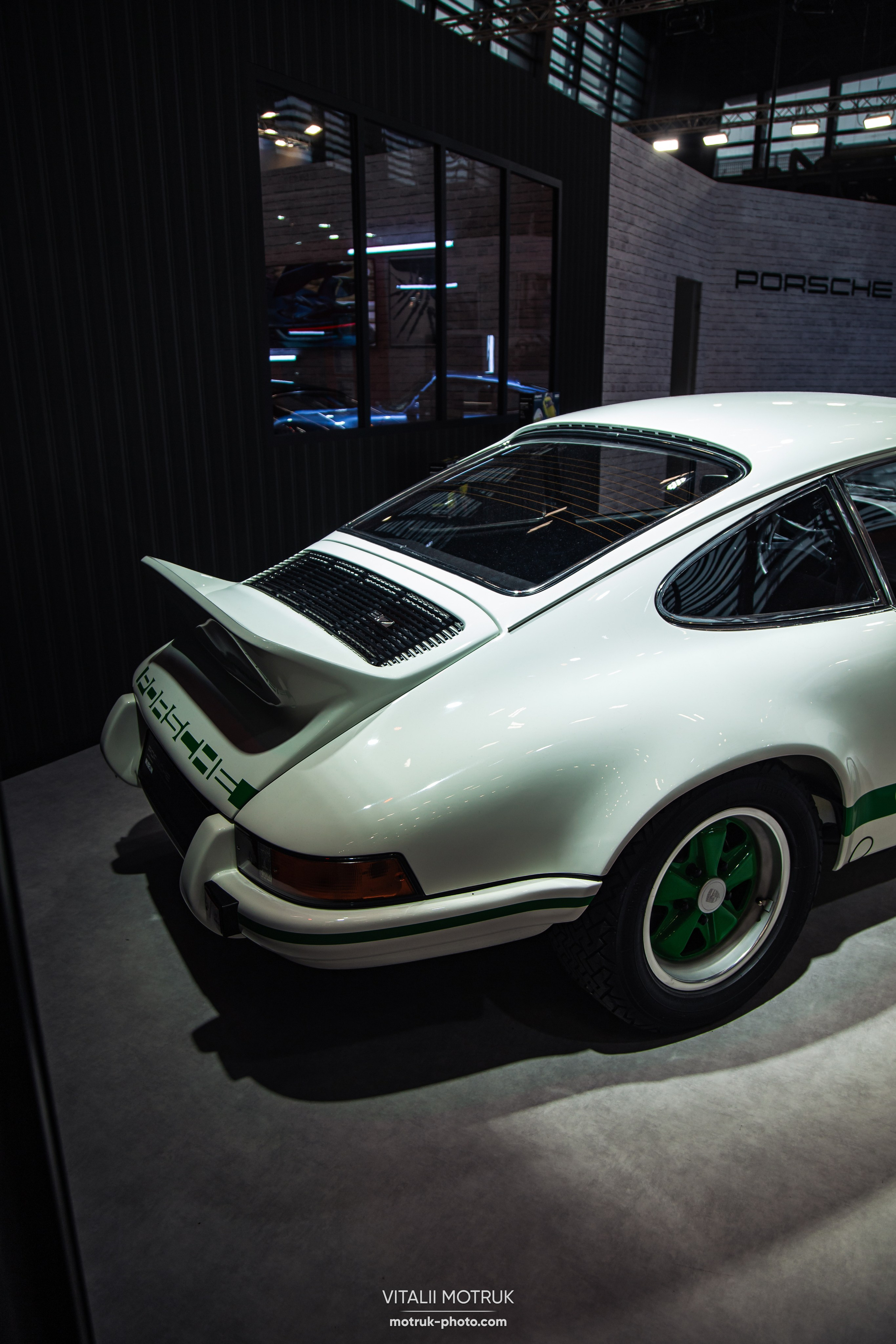 Retromobile 2023. Photographer in Paris — Vitalii Motruk