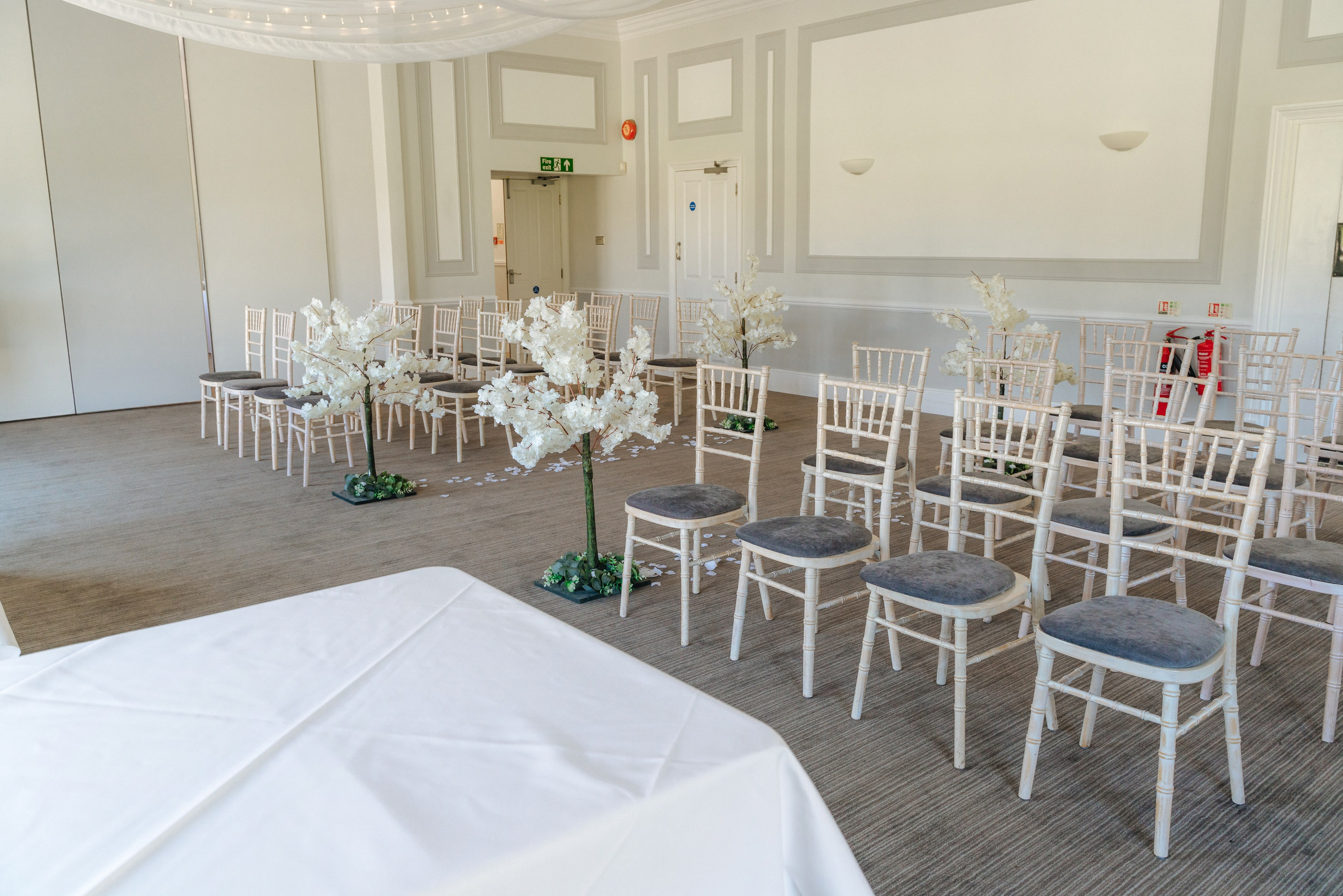 A wedding at Woldingham Golf Club, Woldingham Golf Club wedding, wedding photographer at Woldingham Golf Club