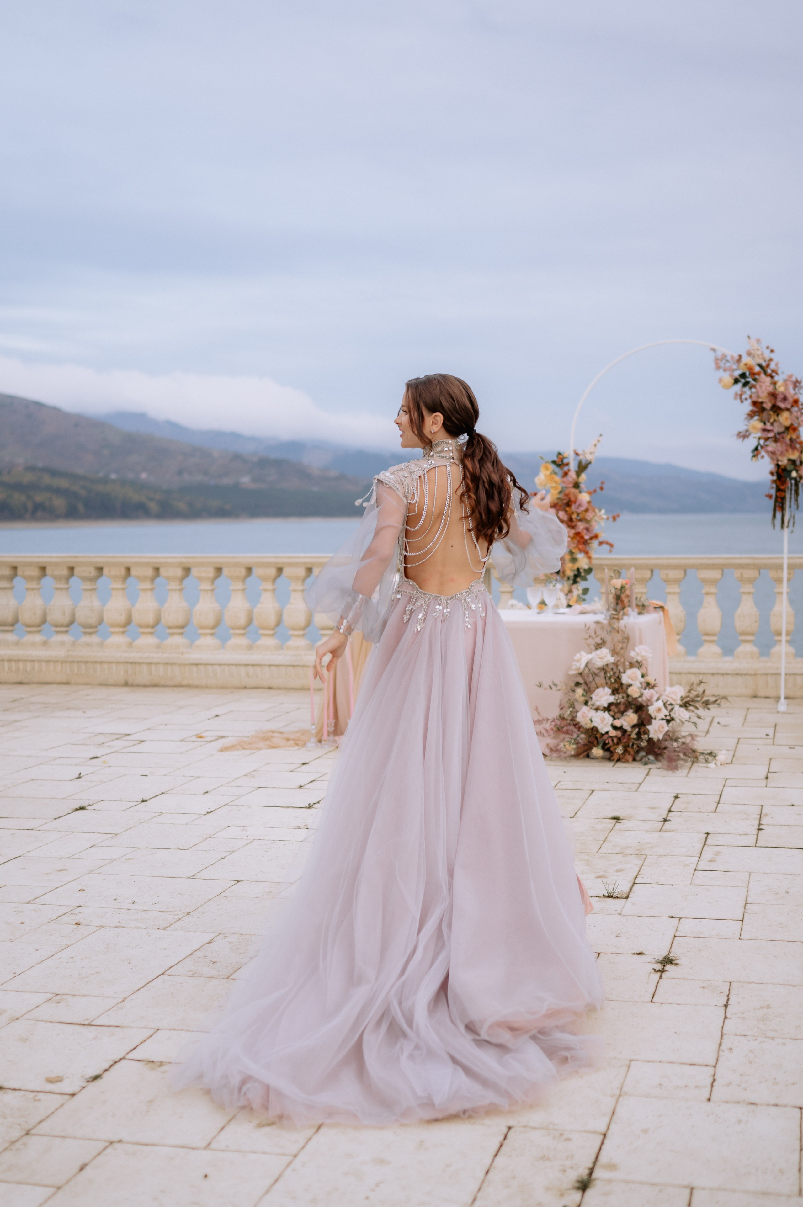 Sedinta foto nunta la Gradinile Romane , Neamt. Proud Vision Weddings | Wedding Photography & Film — Servicii profesionale Foto Video Nunta Iasi