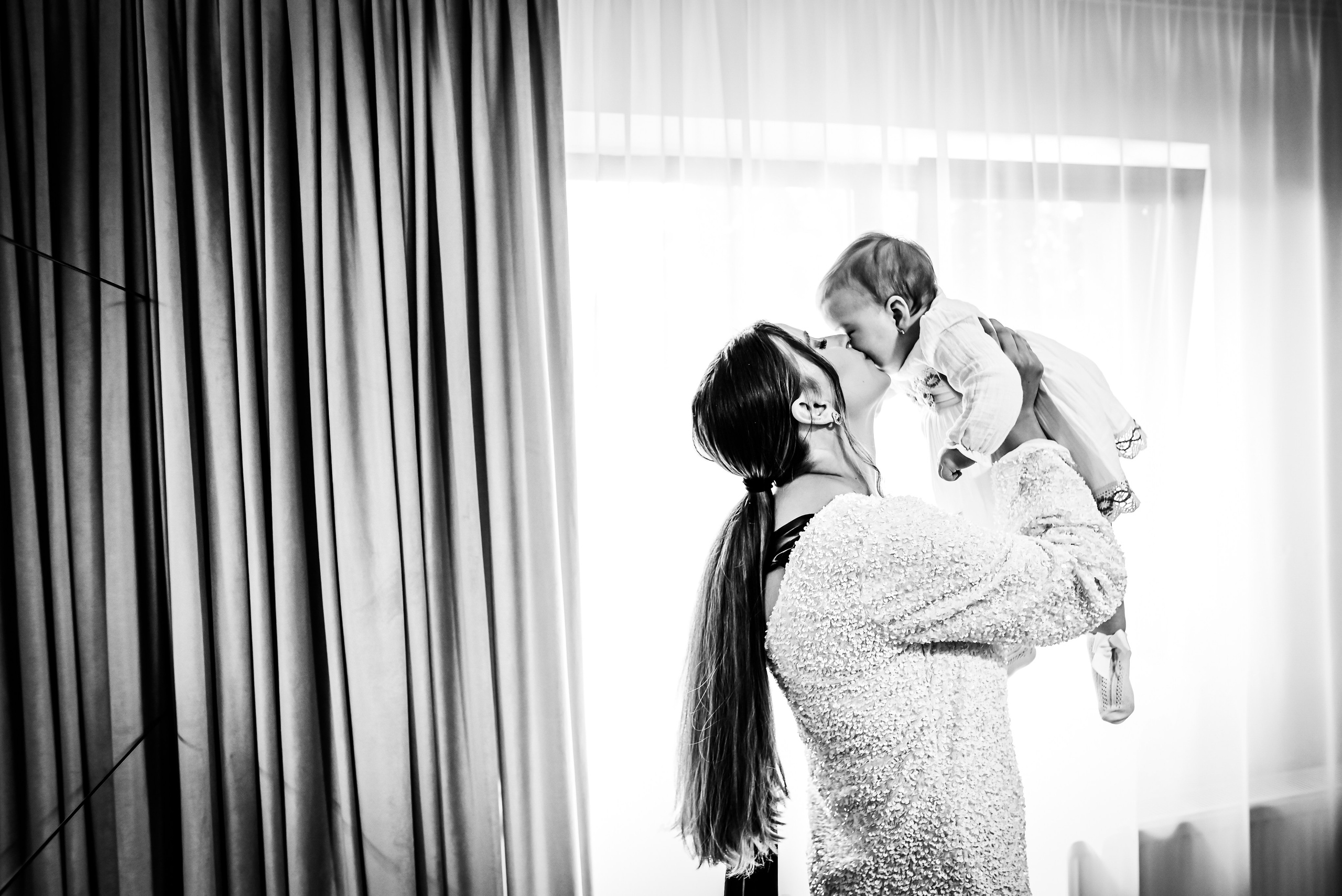 Cadre de poveste de la petrecerea de botez – stil documentar și artistic Ana Maria Drăgan