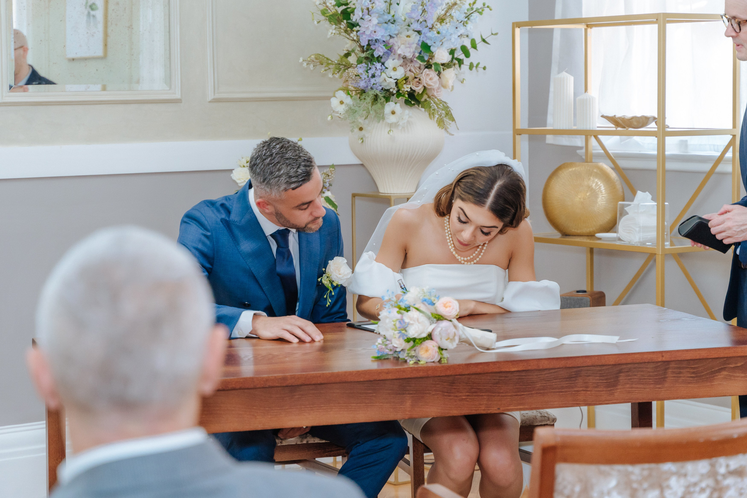 Civil ceremony at Chelsea Old Town Hall,  Wedding in Chelsea, Wedding in London,  wedding photographer in Chelsea, wedding photographer in London