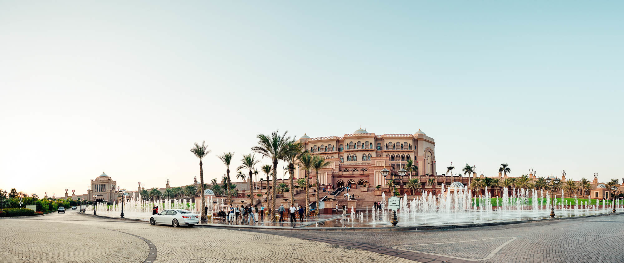 H+L| Servizio fotografico matrimoniale in Abu Dhabi