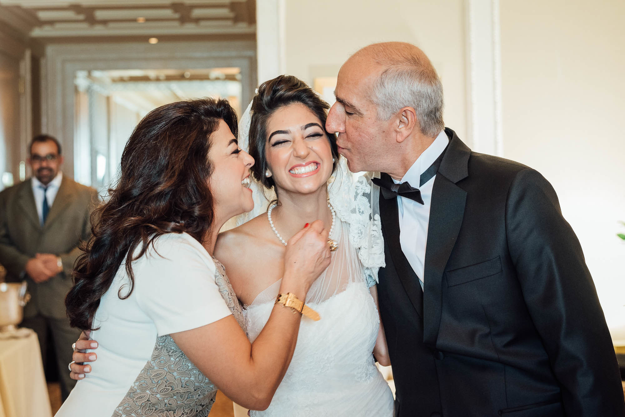 H+L| Servizio fotografico matrimoniale in Abu Dhabi