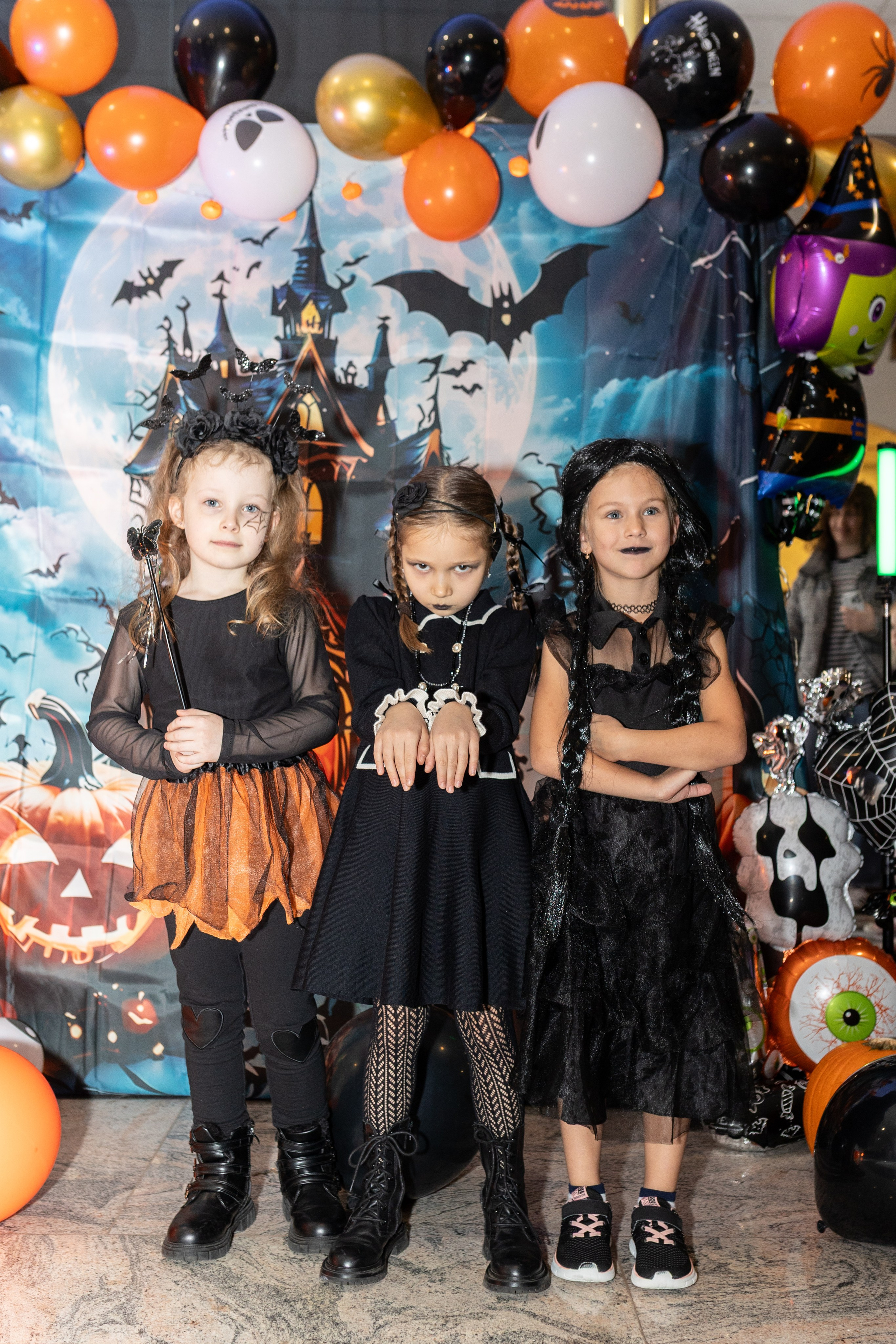 Leo dance studio Helloween 2025. Семейный и детский фотограф в Варшаве Мила Бобровская