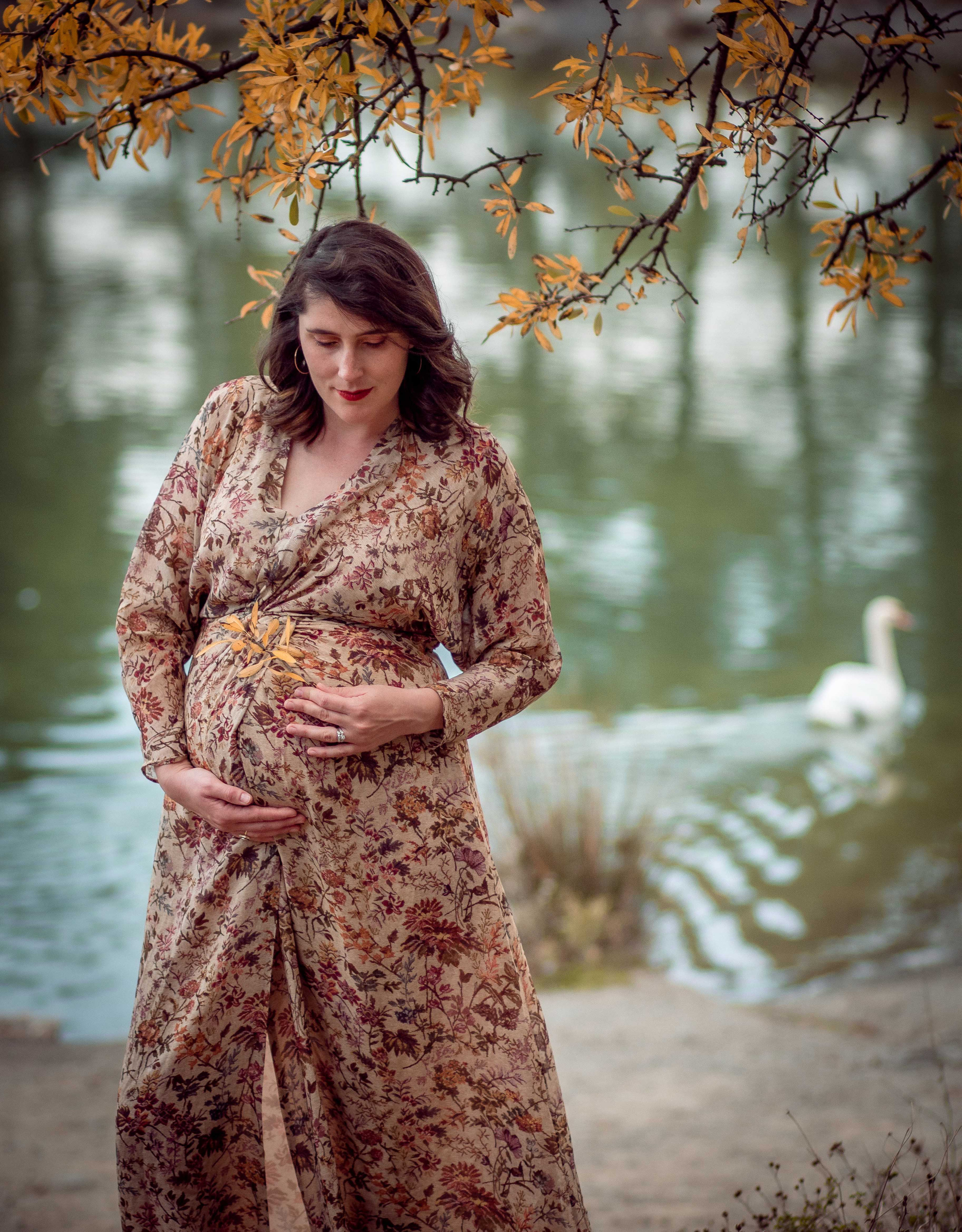 Maternity. Family Photographer in Greece