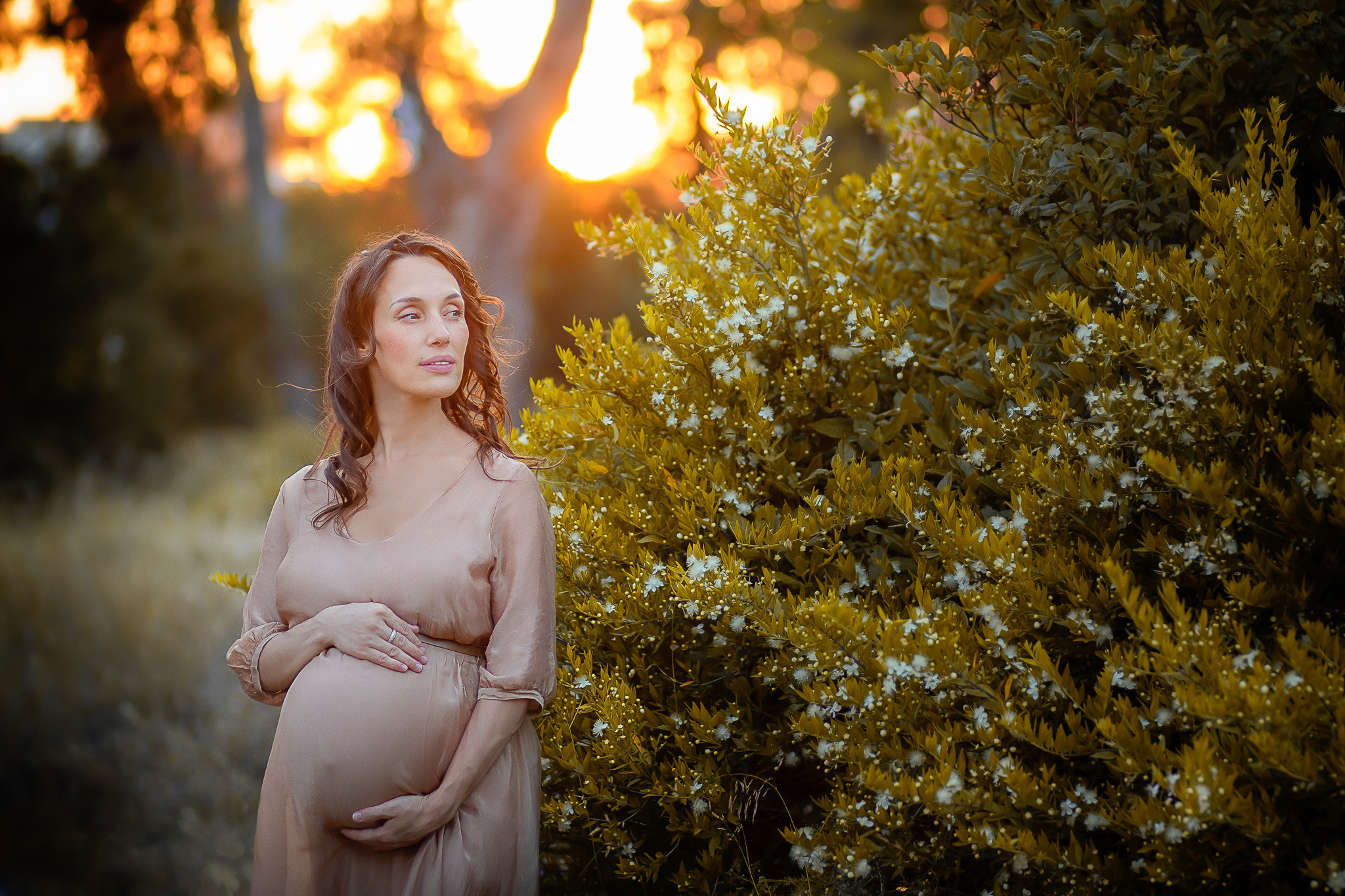 Maternity. Family Photographer in Greece