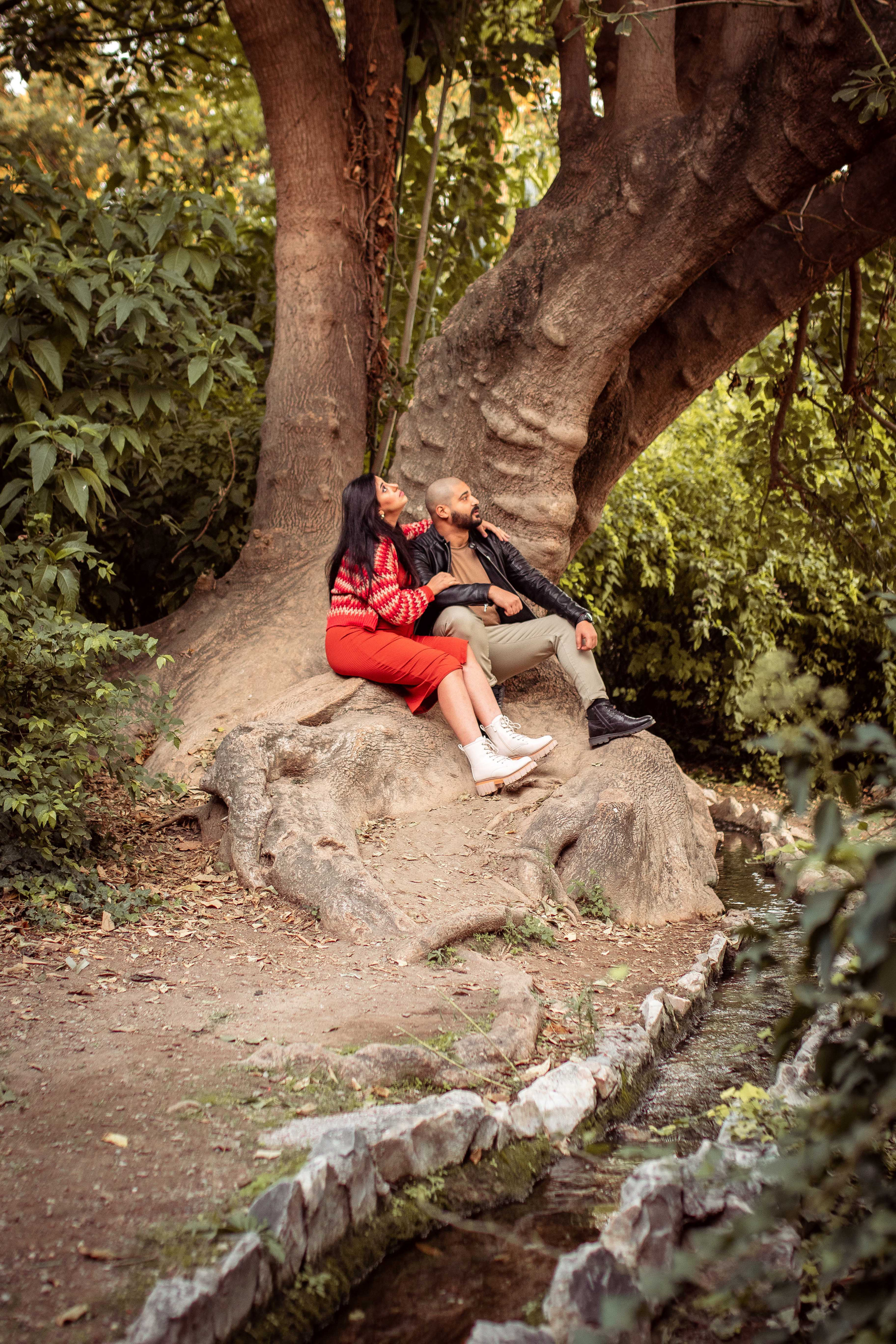 Photo walk in National Garden. Family Photographer in Greece