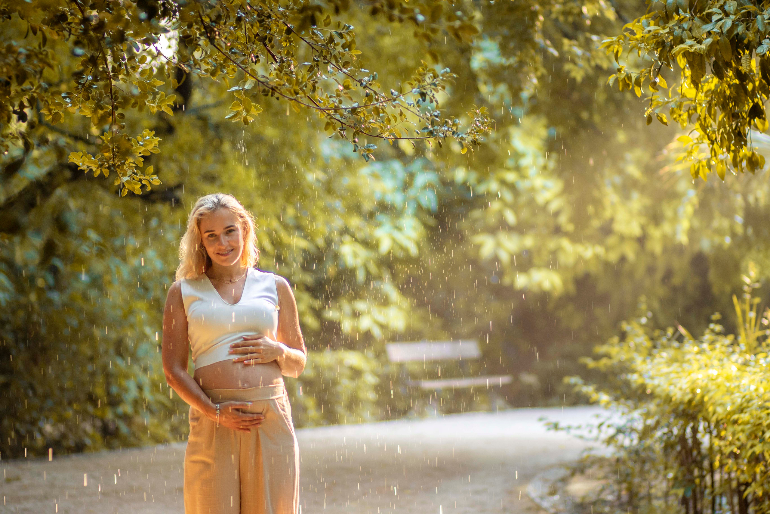 Maternity. Family Photographer in Greece