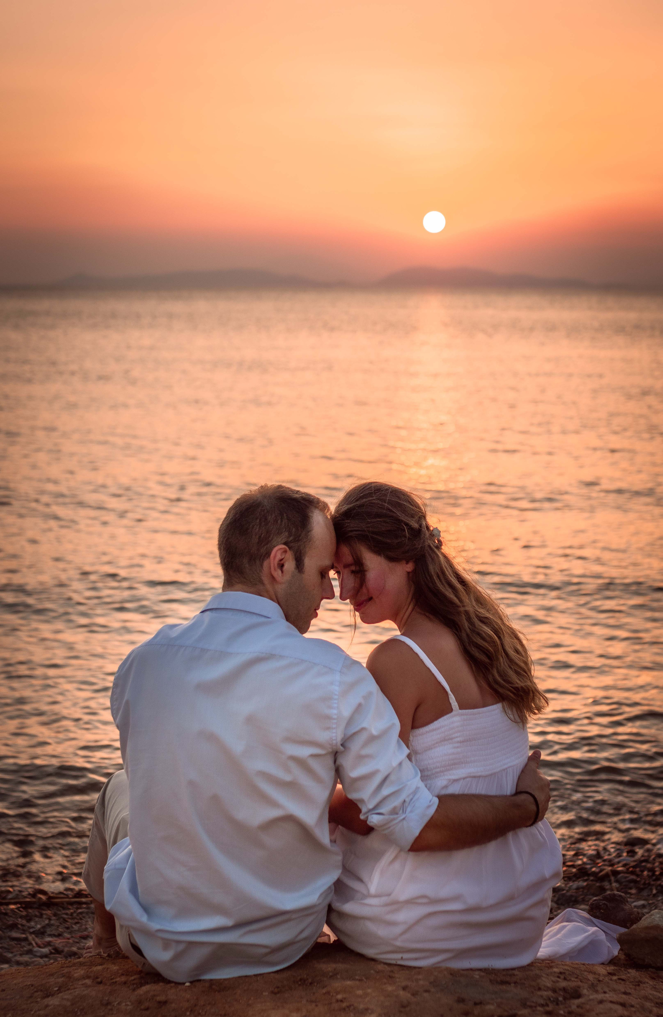Maternity. Family Photographer in Greece