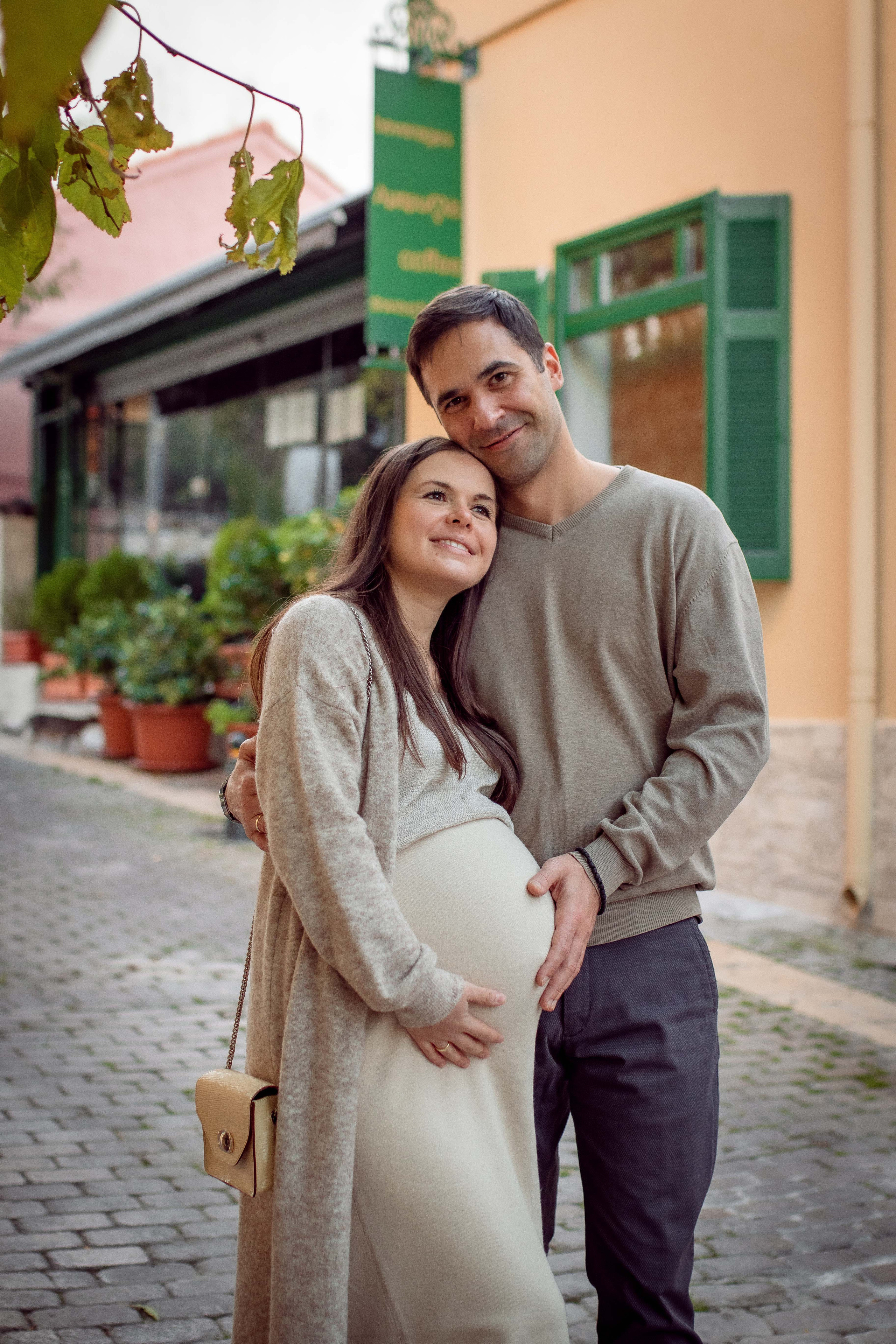 Maternity. Family Photographer in Greece