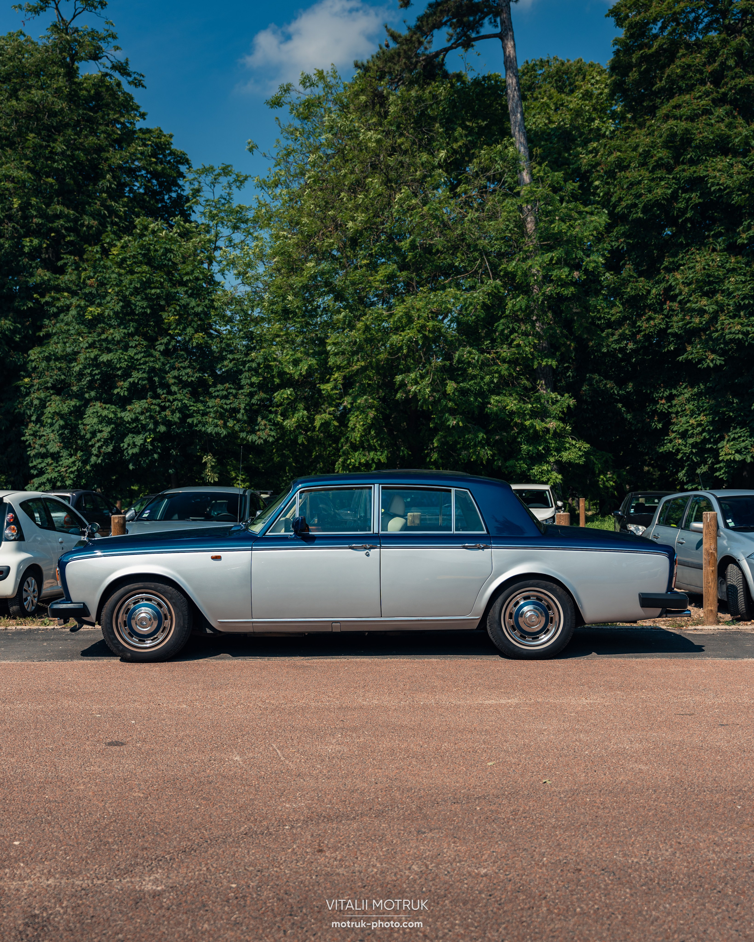 Rassemblement Auteuil 20 mai 2024. Photographe de voitures à Paris — Vitalii Motruk