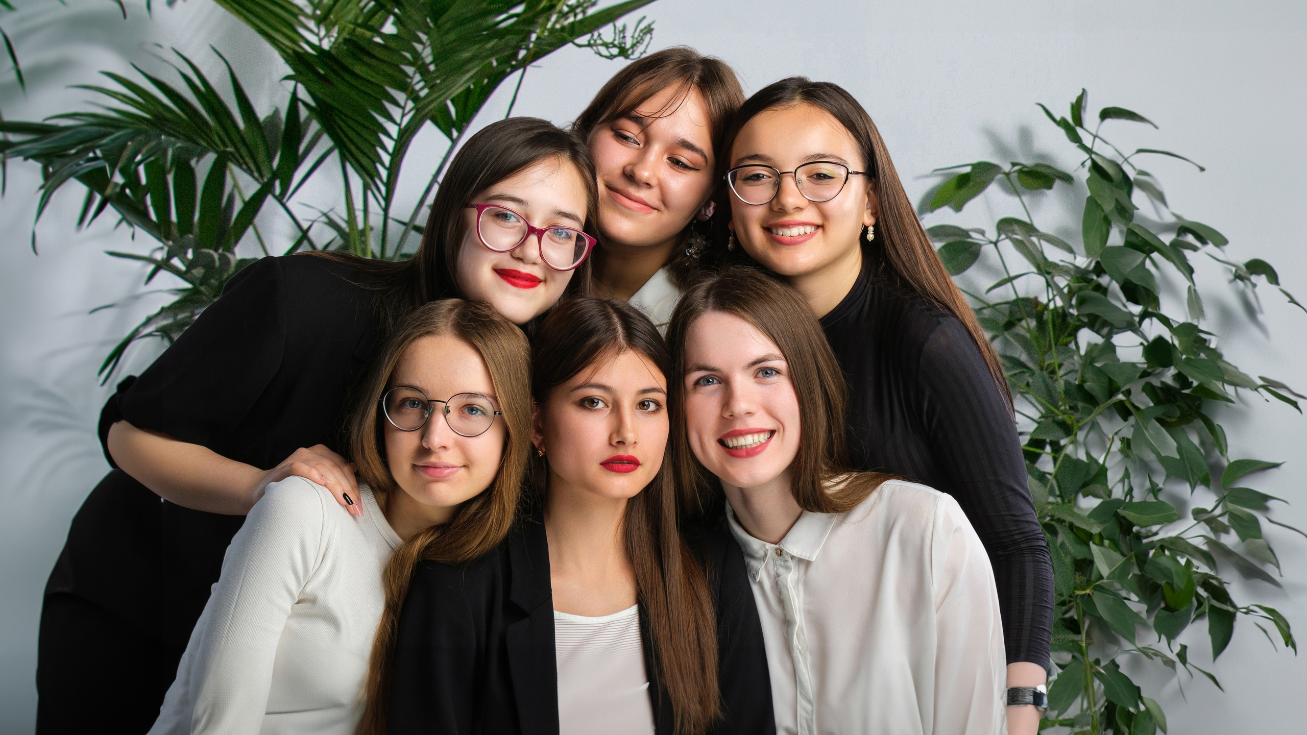 Albume de absolvire: gradinita, gimnaziu, liceu. Venete in Moldova