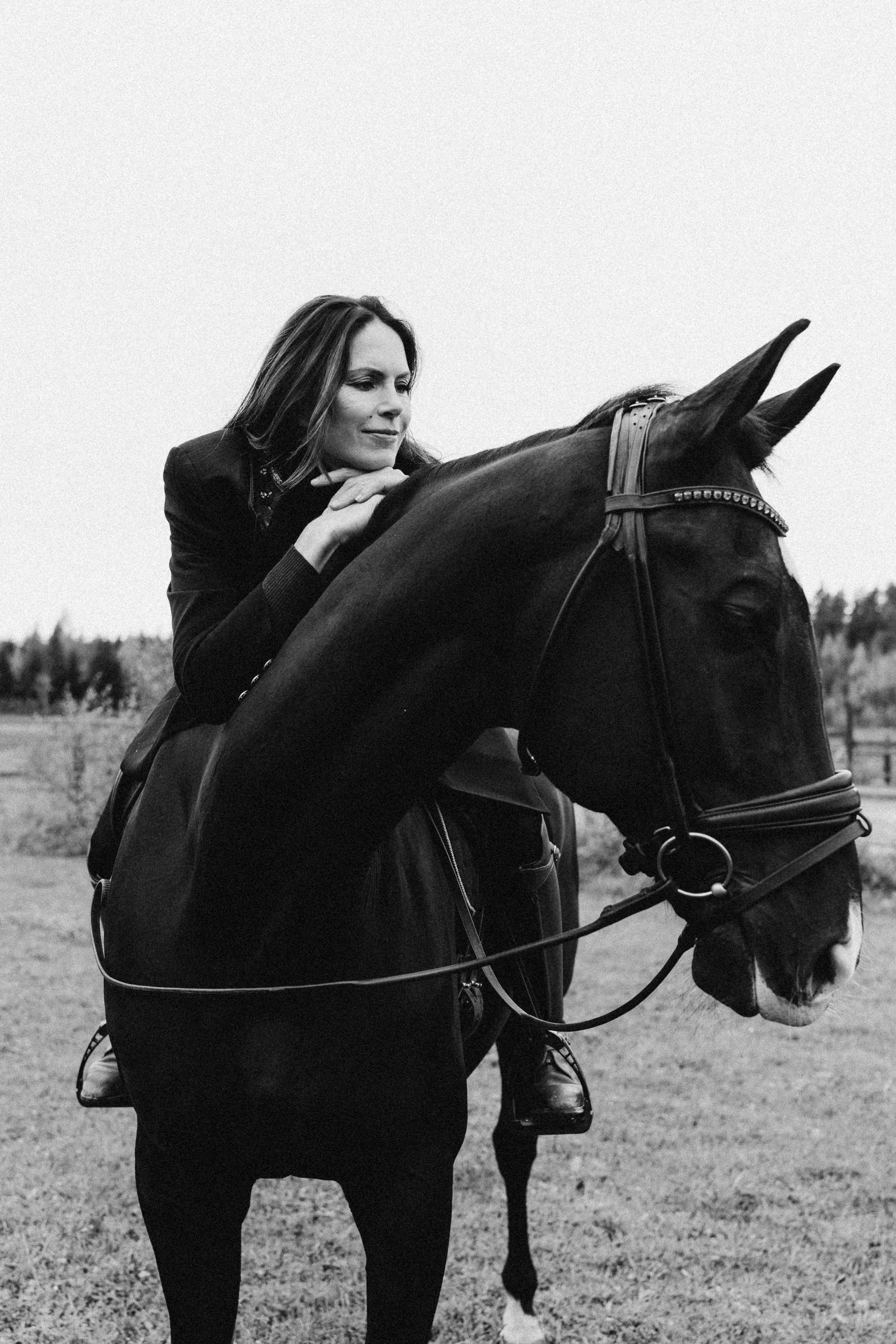 Susanna Hyypiä. Wedding and portrait photographer in Helsinki Vickan O