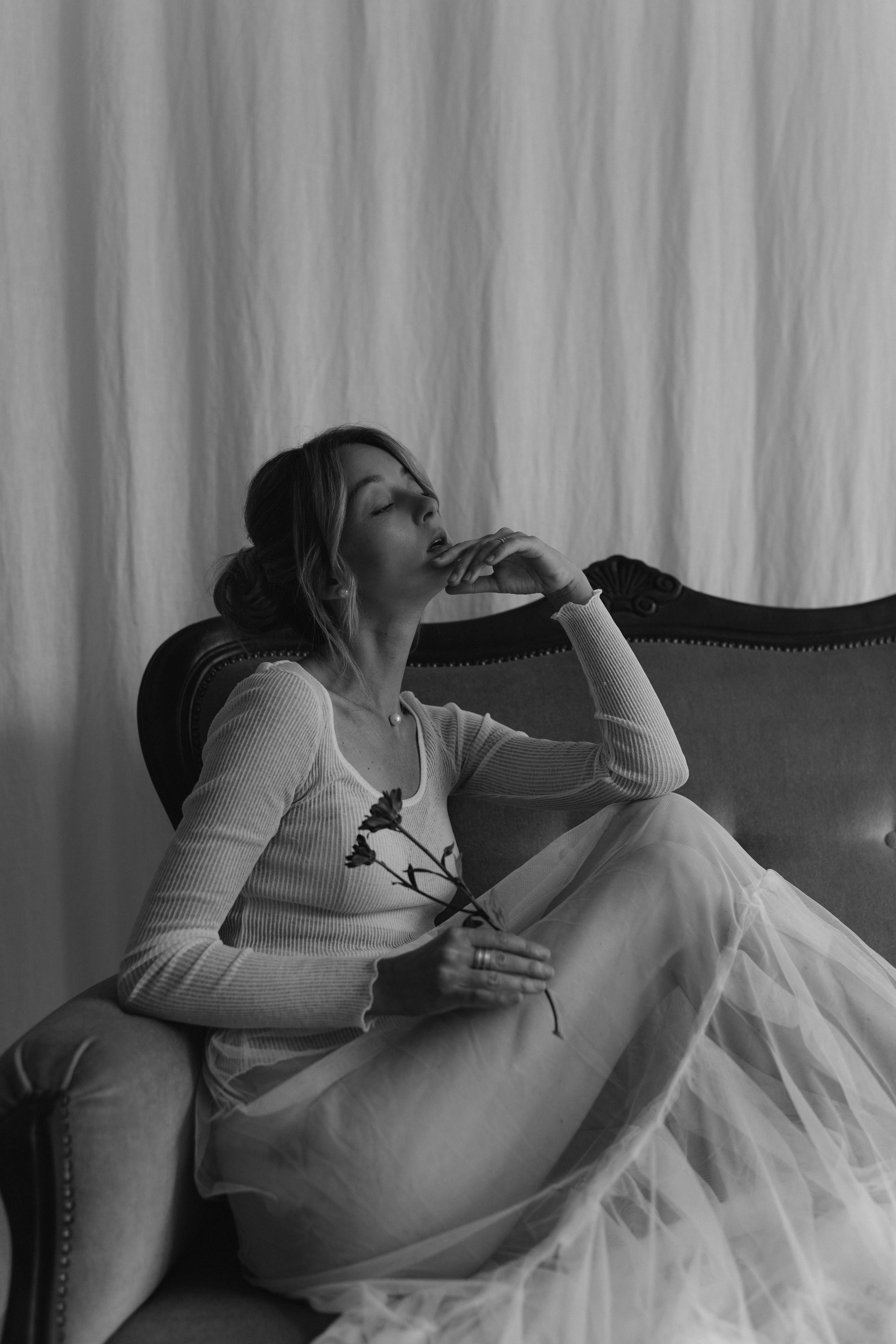 Olga. Wedding and portrait photographer in Helsinki Vickan O