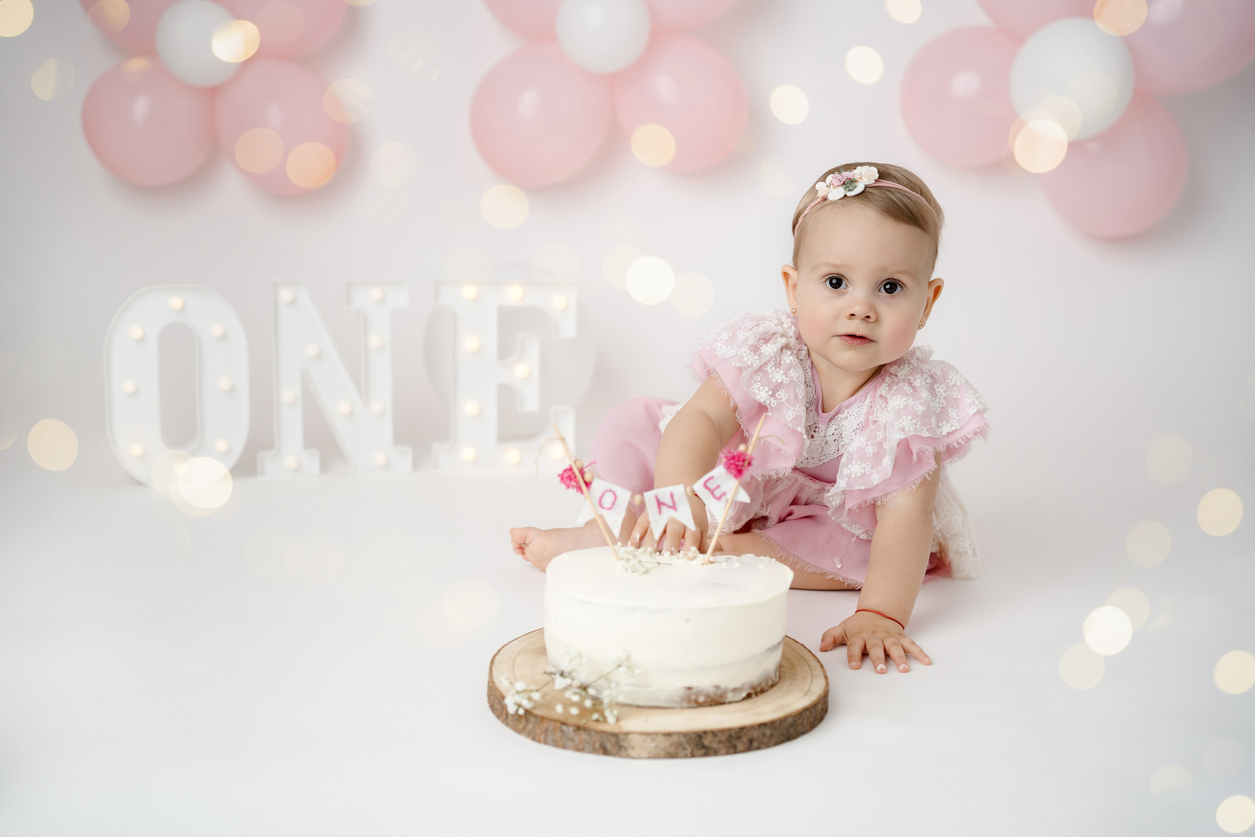 Smash the cake. Fotograf maternitate, nou-născuți și familie în Cluj-Napoca | Roxana Rusu