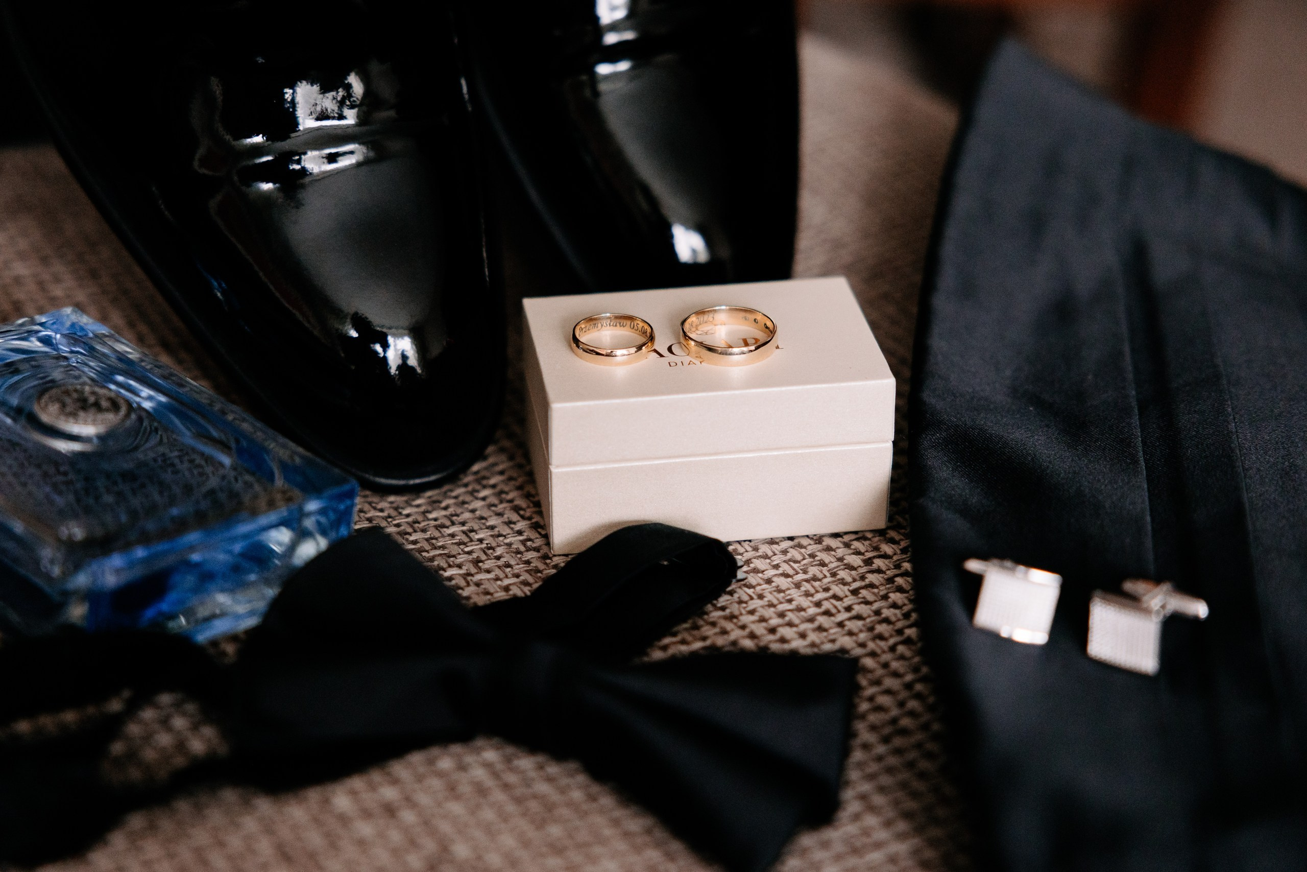 Wiki ♡ Przemek. Fotograf Ślubny Warszawa - Sesje Biznesowe Rodzinne Eventy