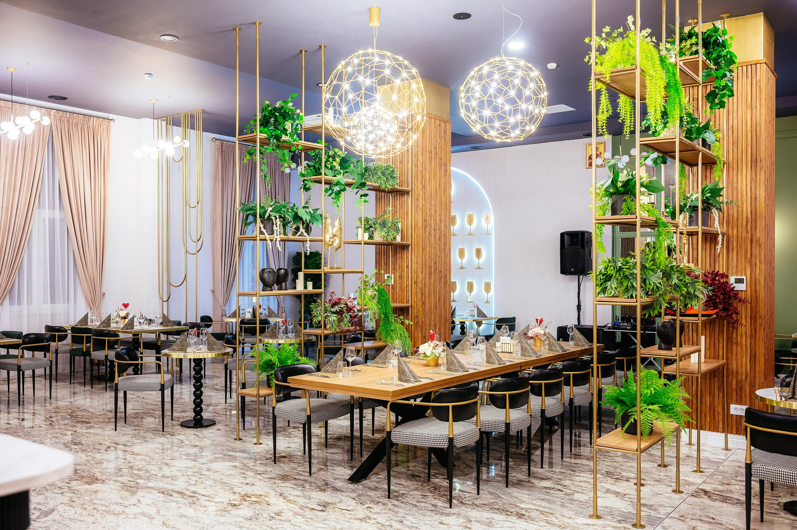 Pensiuni. George Boicu — Fotograf — Gura Humorului