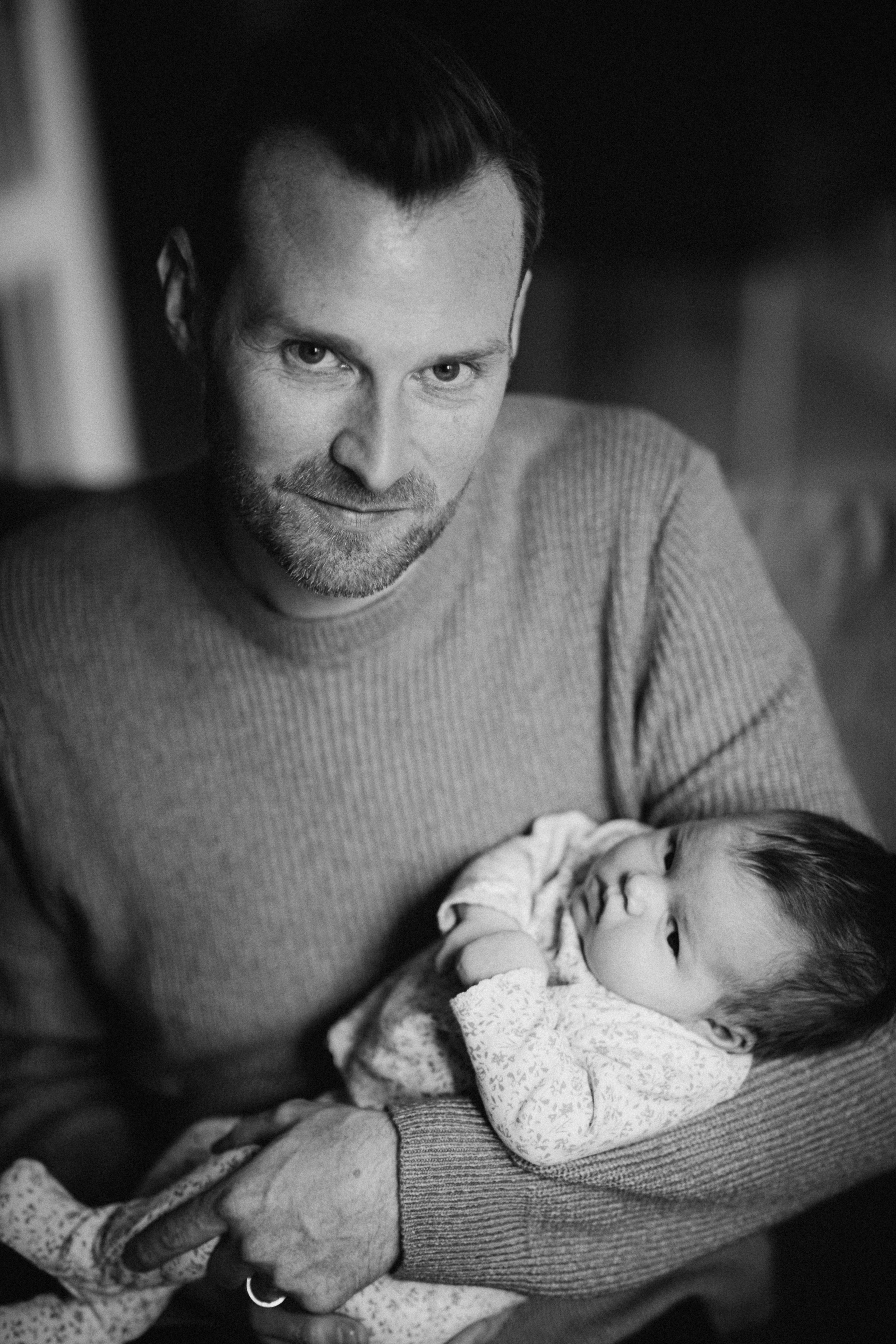 dad and his baby girl