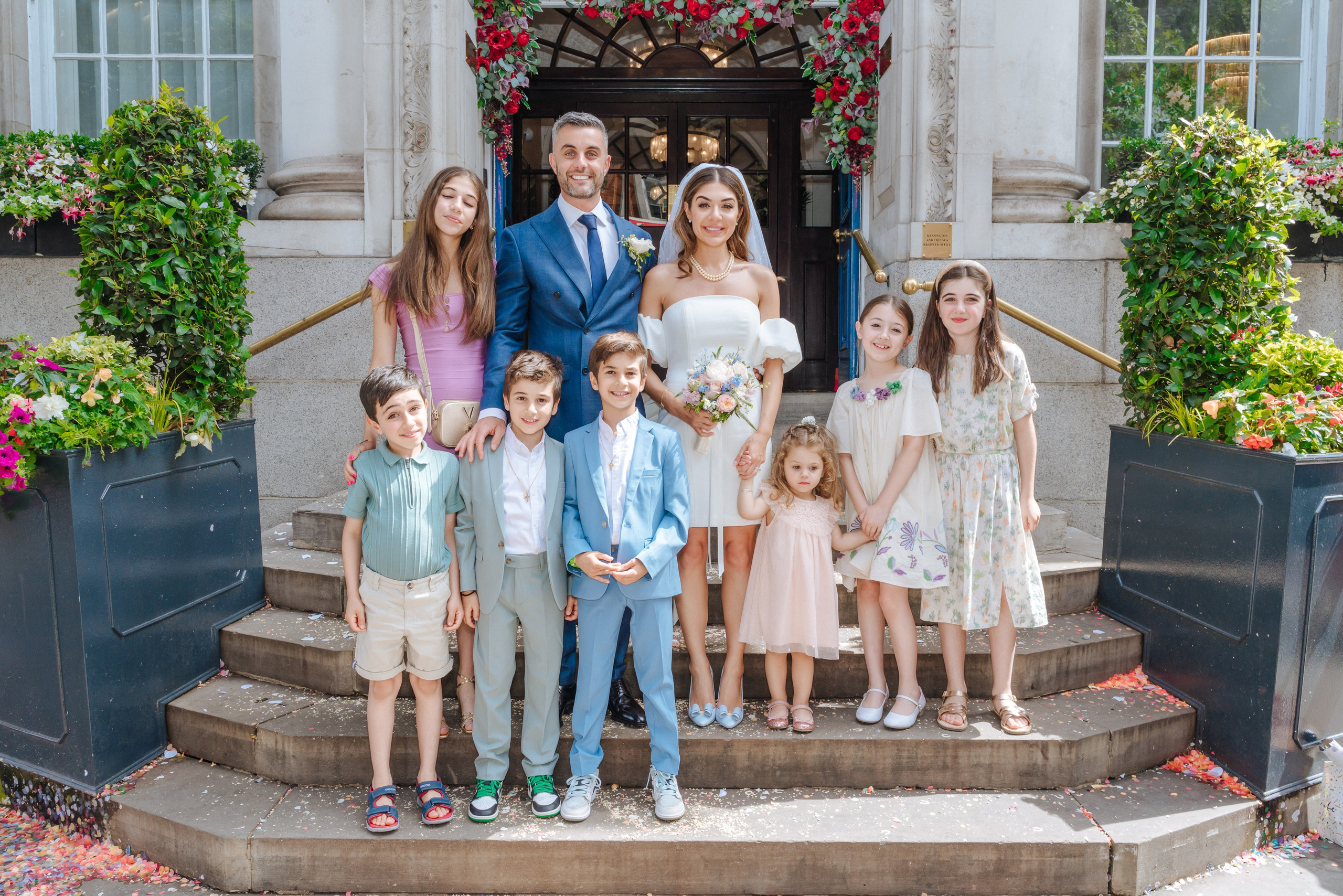 Civil ceremony at Chelsea Old Town Hall,  Wedding in Chelsea, Wedding in London,  wedding photographer in Chelsea, wedding photographer in London