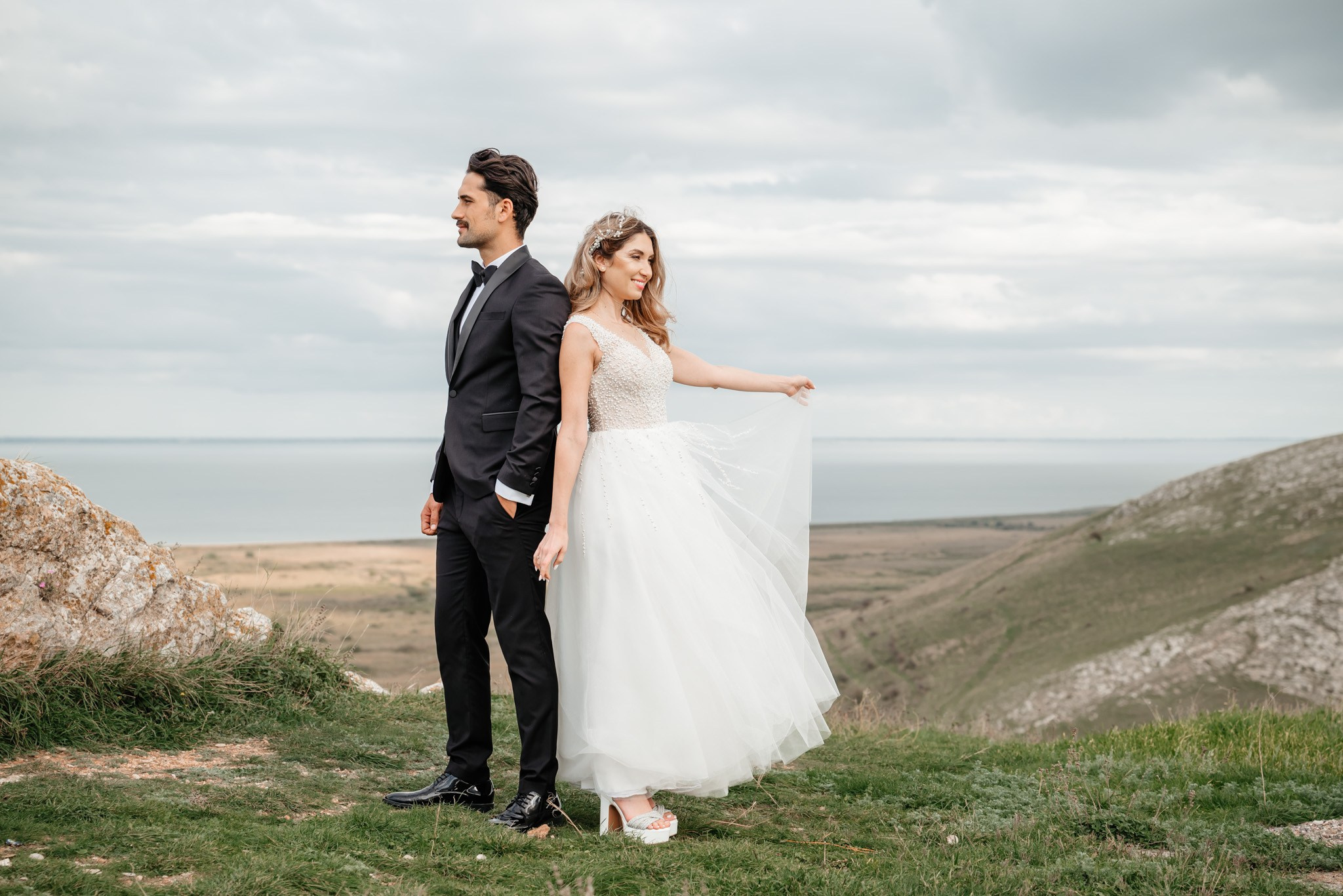 Alexandra & Robert. Www.besttalesstudio.com