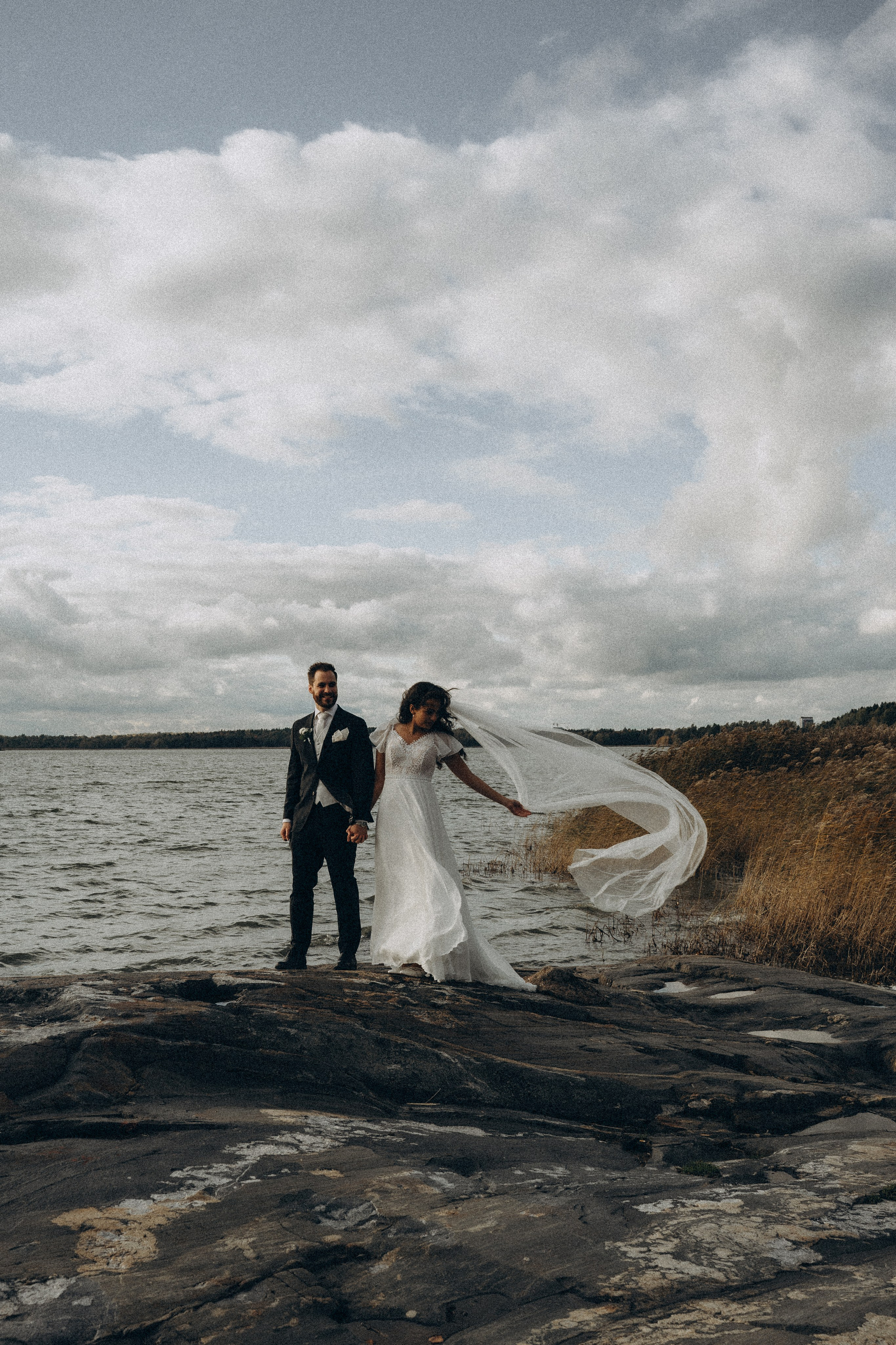 W&S. Wedding and portrait photographer in Helsinki Vickan O