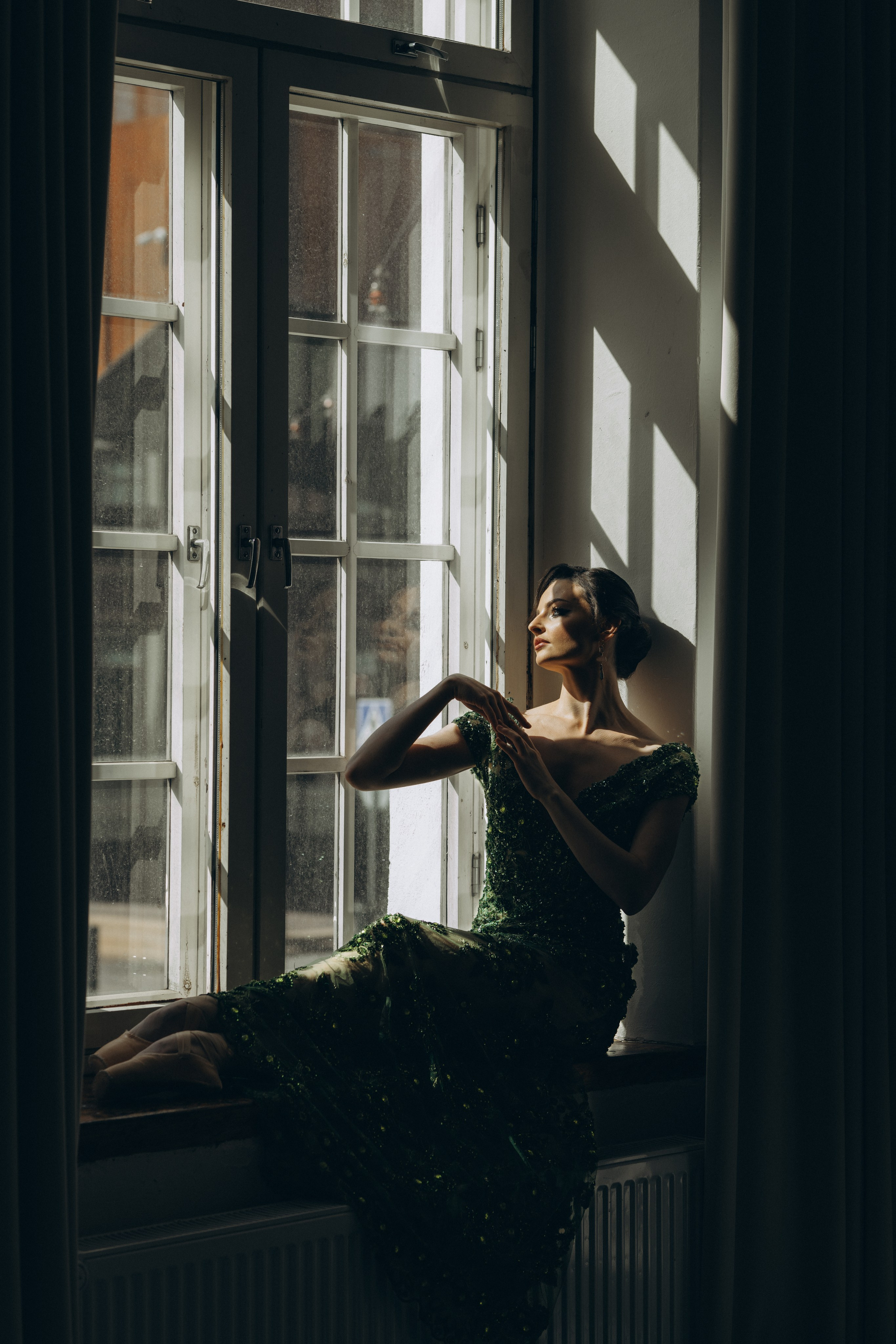 Riikka Couture, Riikka Ikäheimo, Violetta Keller, Portrait, Dancer. Wedding and portrait photographer in Helsinki Vickan O