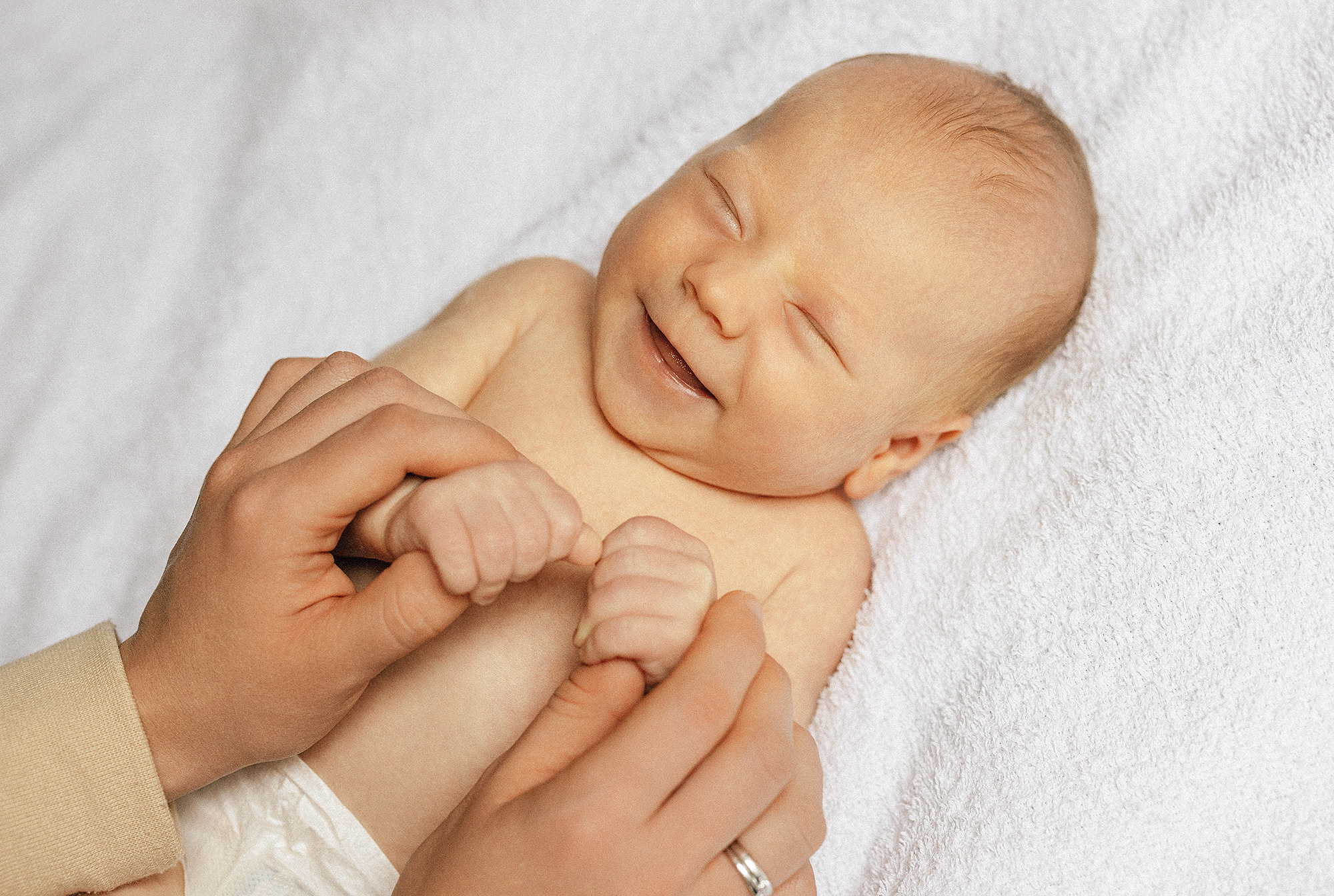 Фотосессия малыша дома. Family and wedding photographer in Prague Natalia Fedori