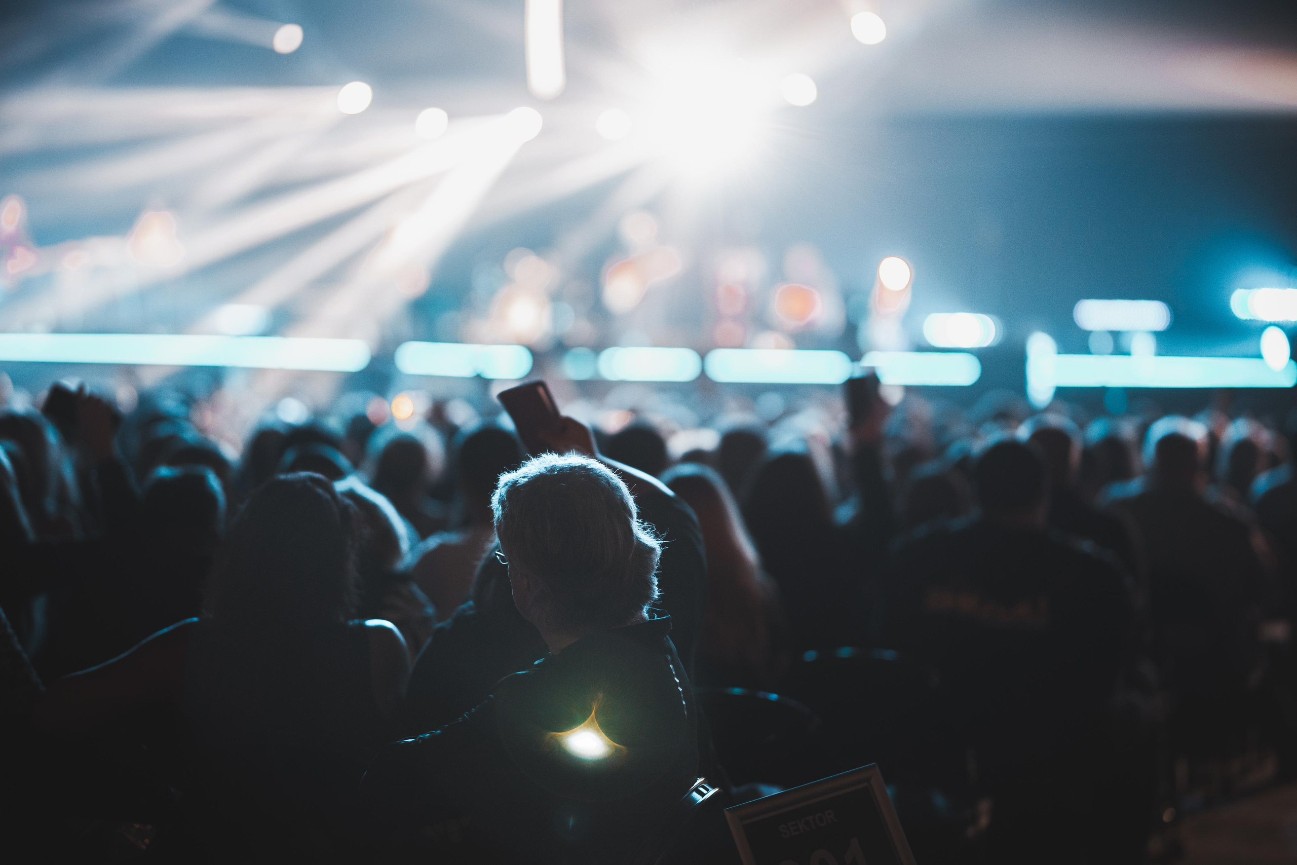 Event photography. Dana Lišková — Empathetic Photographer | Introspective Artist |Neurodivergent Coach | Founder of Artepy.cz