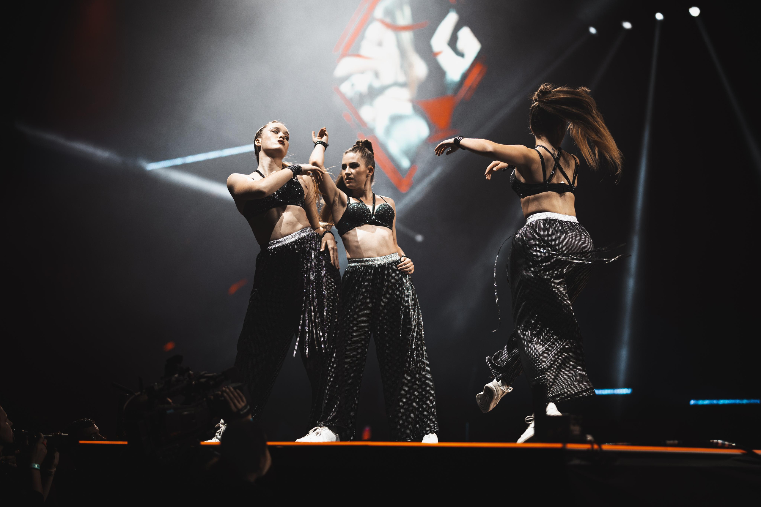 Event photography. Dana Lišková — Empathetic Photographer | Introspective Artist |Neurodivergent Coach | Founder of Artepy.cz