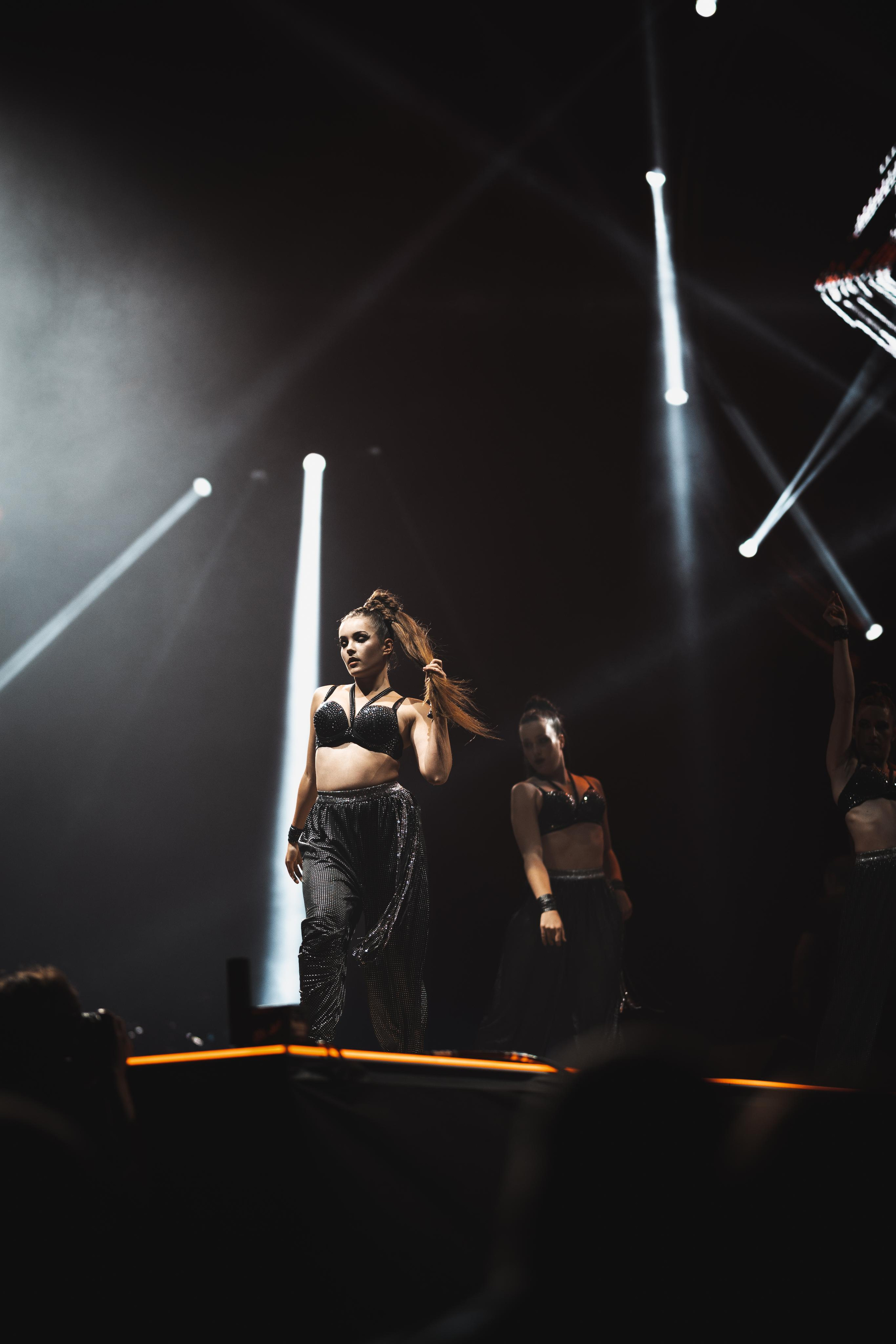 Event photography. Dana Lišková — Empathetic Photographer | Introspective Artist |Neurodivergent Coach | Founder of Artepy.cz