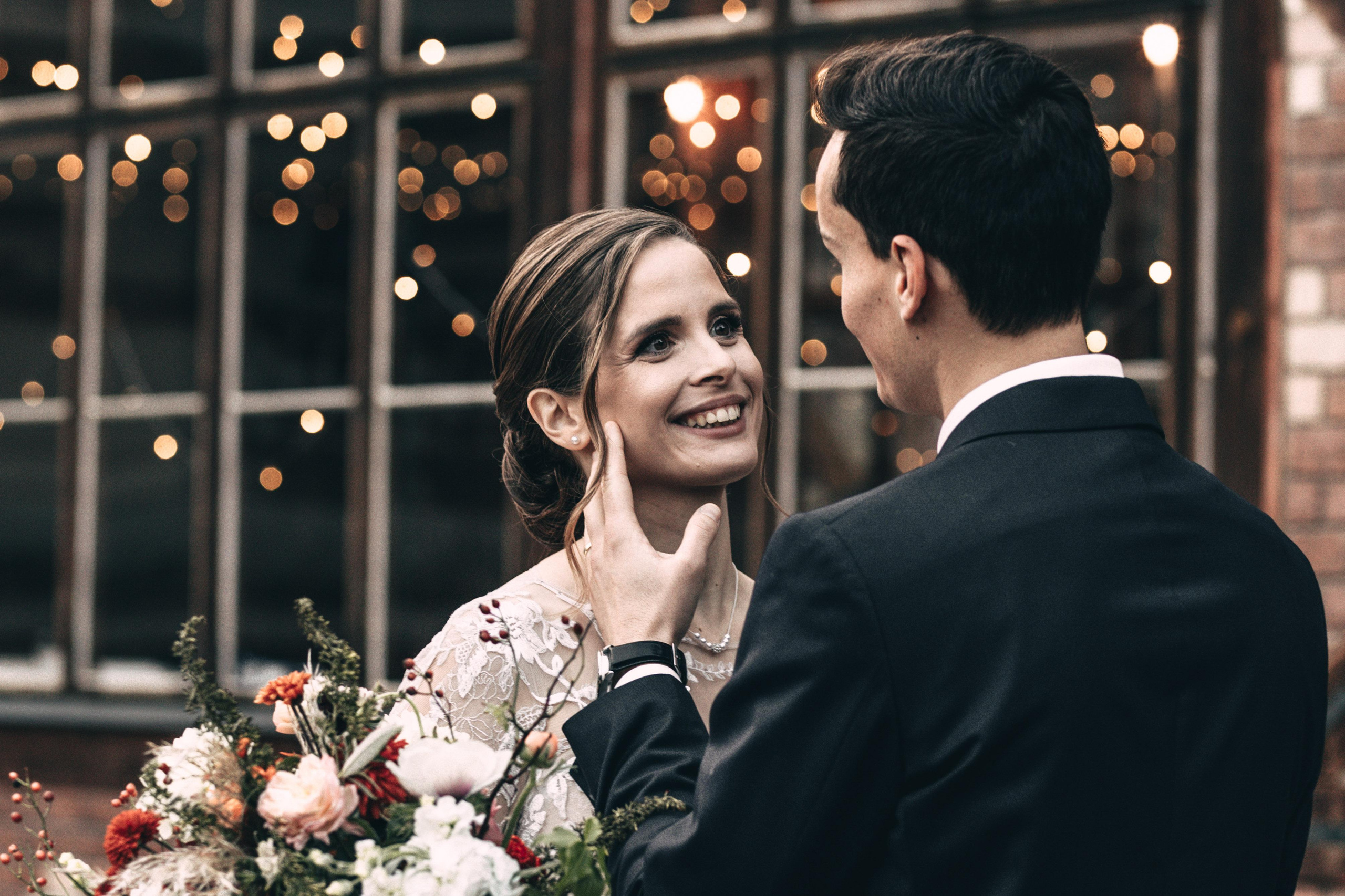 Dana Lišková - Svatební fotografka Praha - Svatební fotograf Praha - Párové fotografie - Svatební portréty 