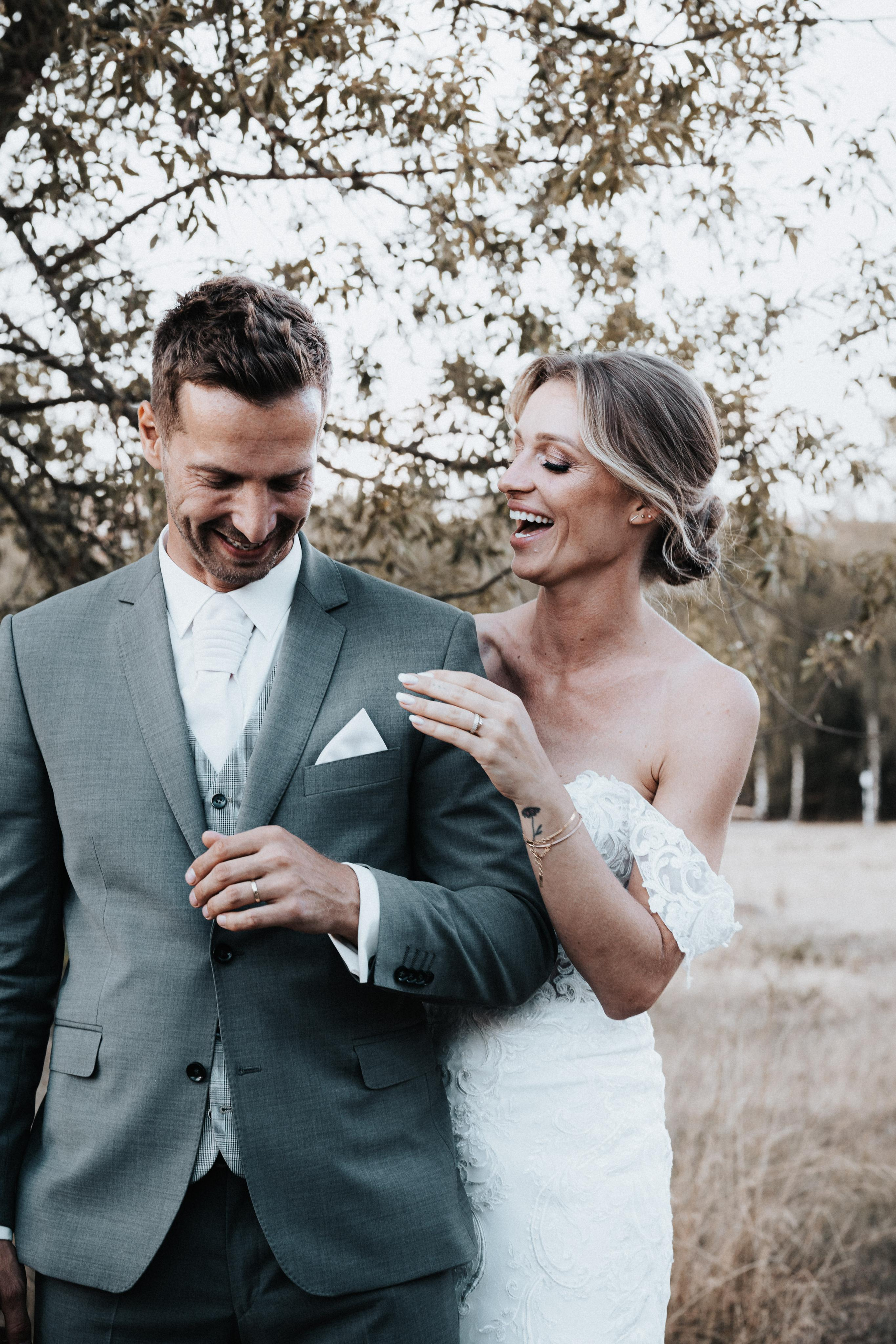 Dana Lišková - Svatební fotografka Praha - Svatební fotograf Praha - Párové fotografie - Svatební portréty 