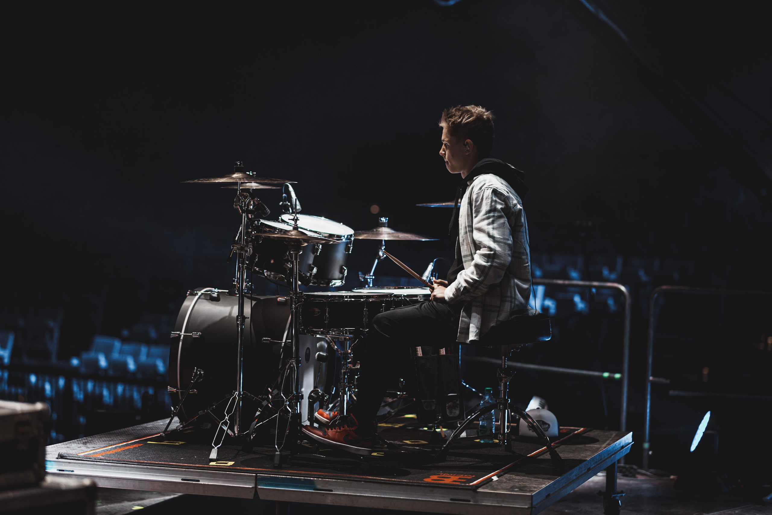 Event photography. Dana Lišková — Empathetic Photographer | Introspective Artist |Neurodivergent Coach | Founder of Artepy.cz