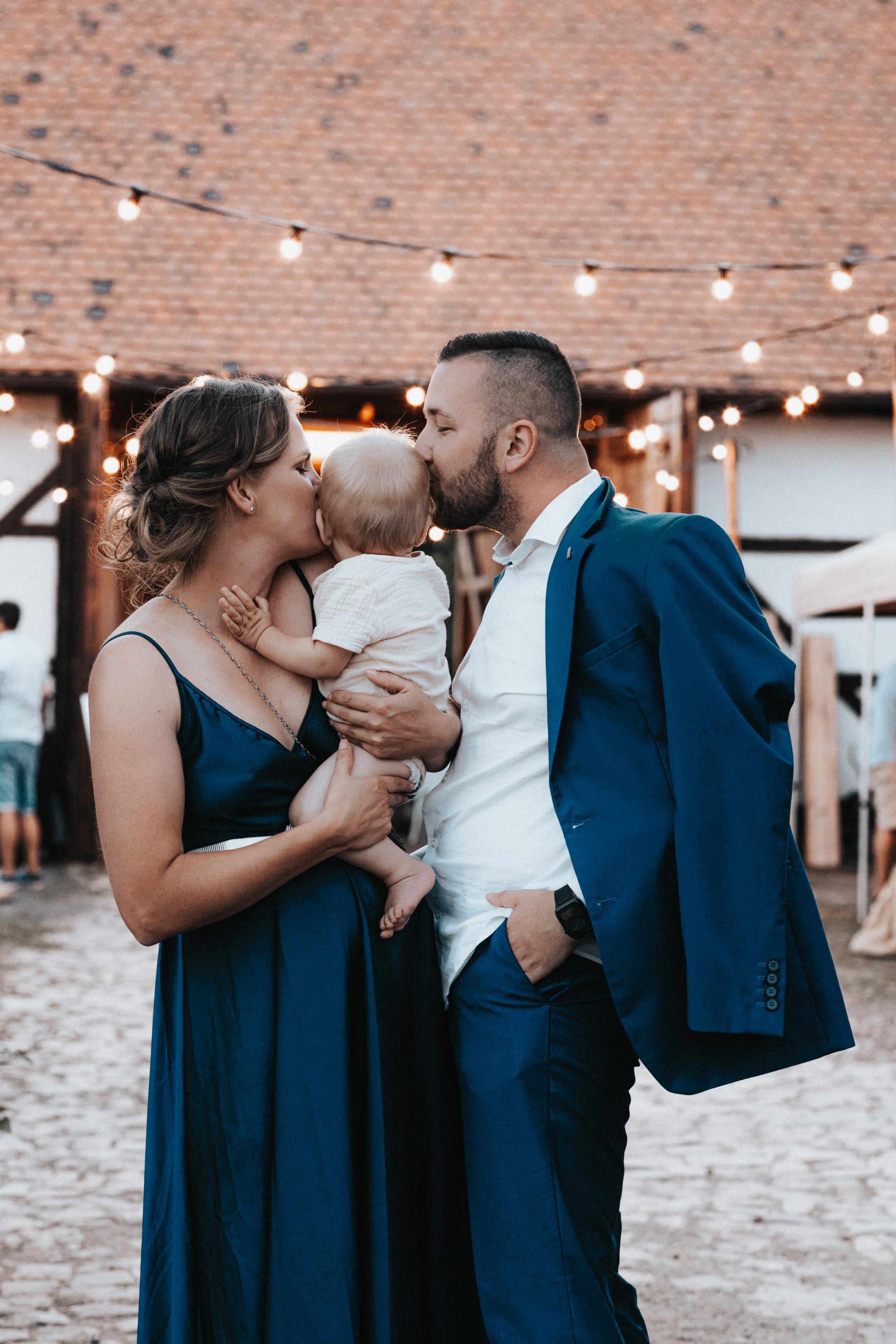 Dana Lišková - Svatební fotografka Praha - Svatební fotograf Praha - Párové fotografie - Svatební portréty 