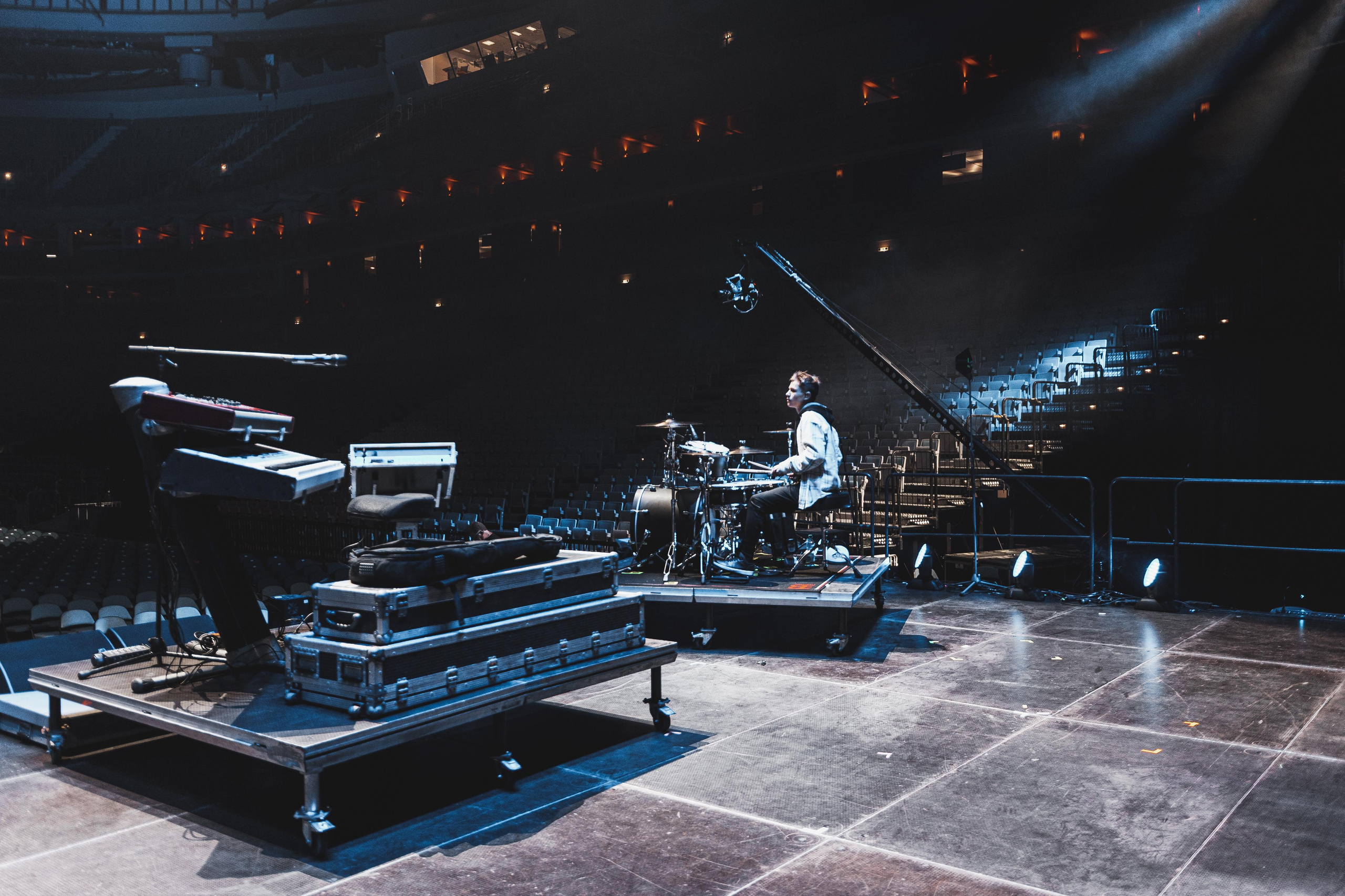 Event photography. Dana Lišková — Empathetic Photographer | Introspective Artist |Neurodivergent Coach | Founder of Artepy.cz