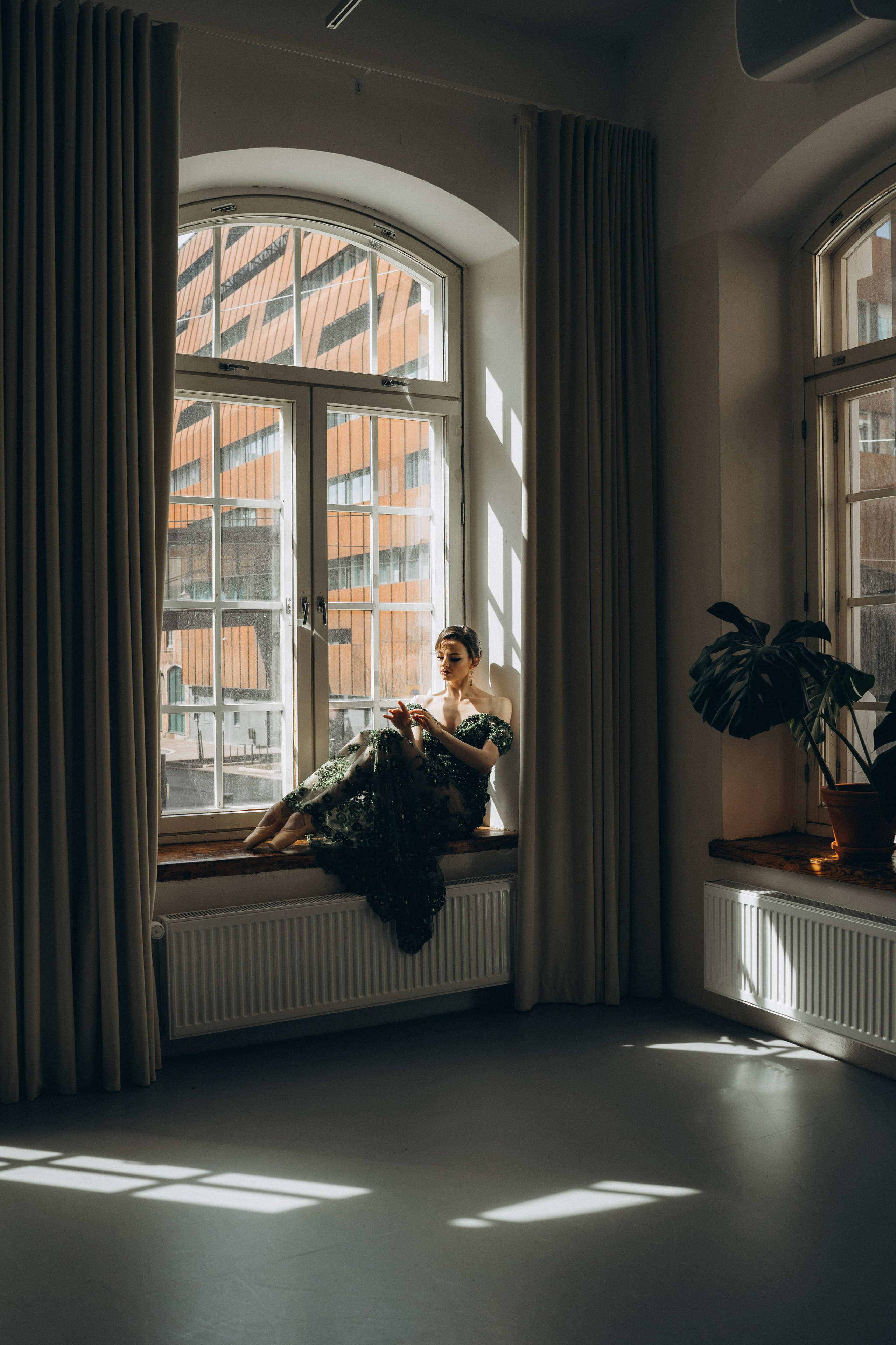 Riikka Couture, Riikka Ikäheimo, Violetta Keller, Portrait, Dancer. Wedding and portrait photographer in Helsinki Vickan O