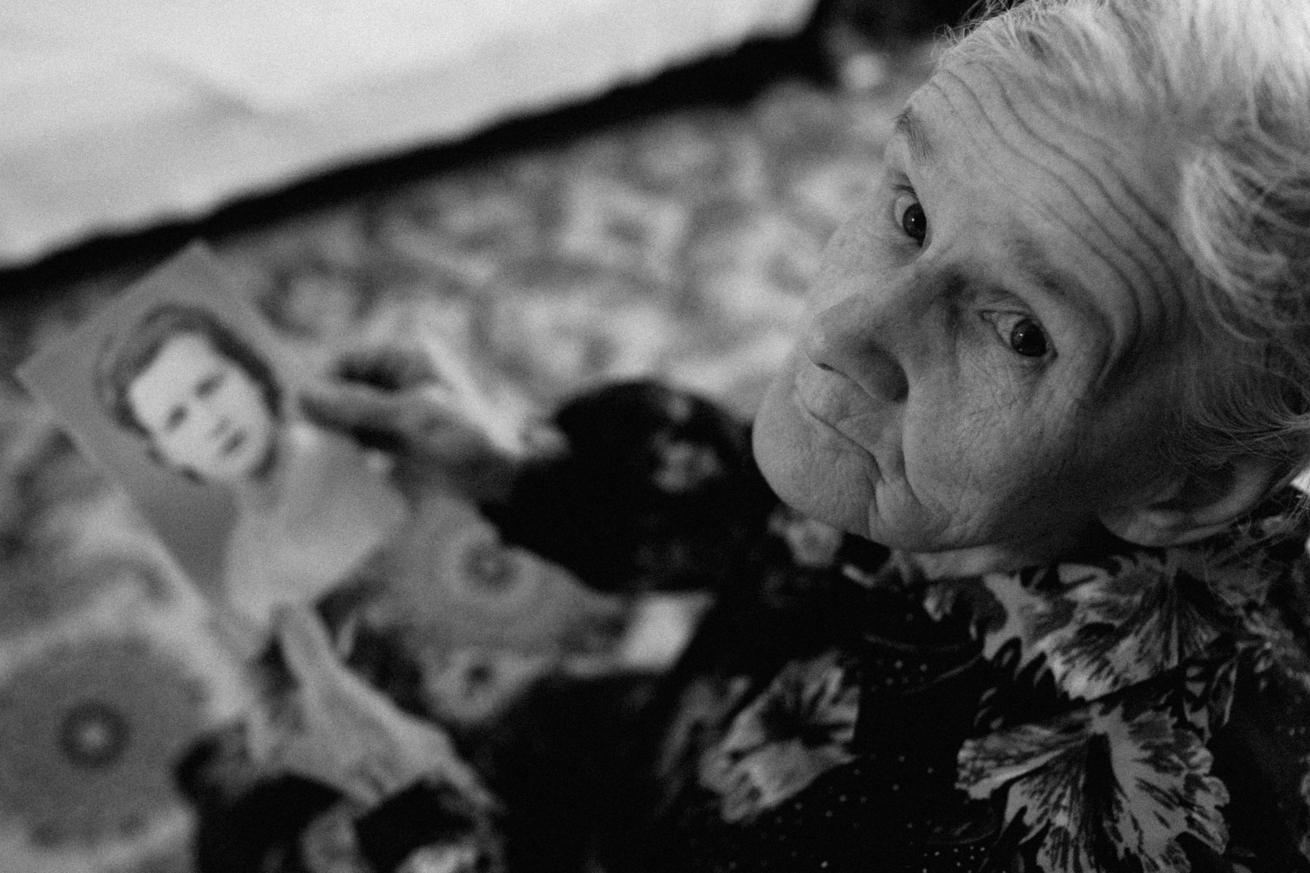 Мятая бумага лиц. Фотограф Андрей Друк