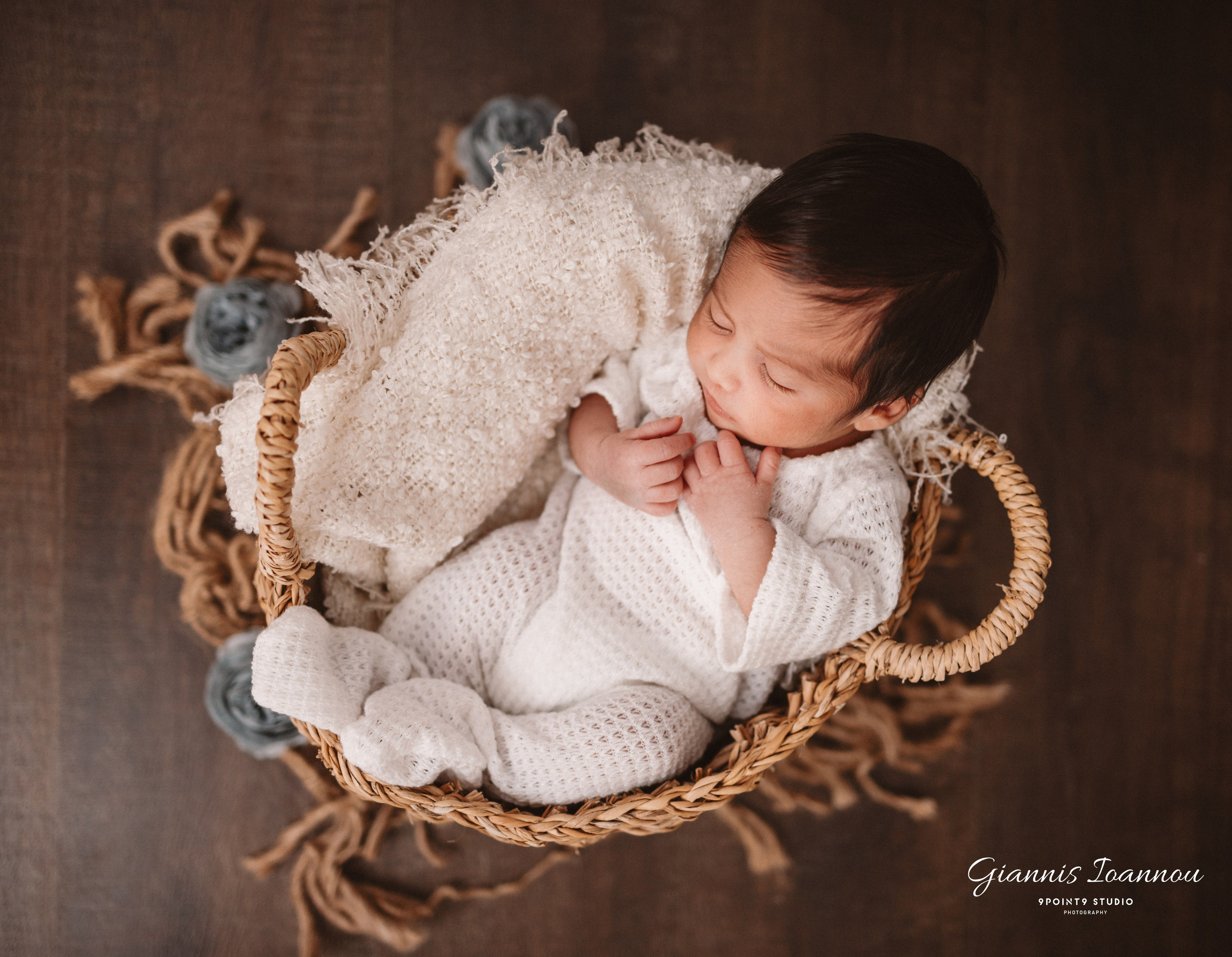 NEWBORN. Giannis Ioannou