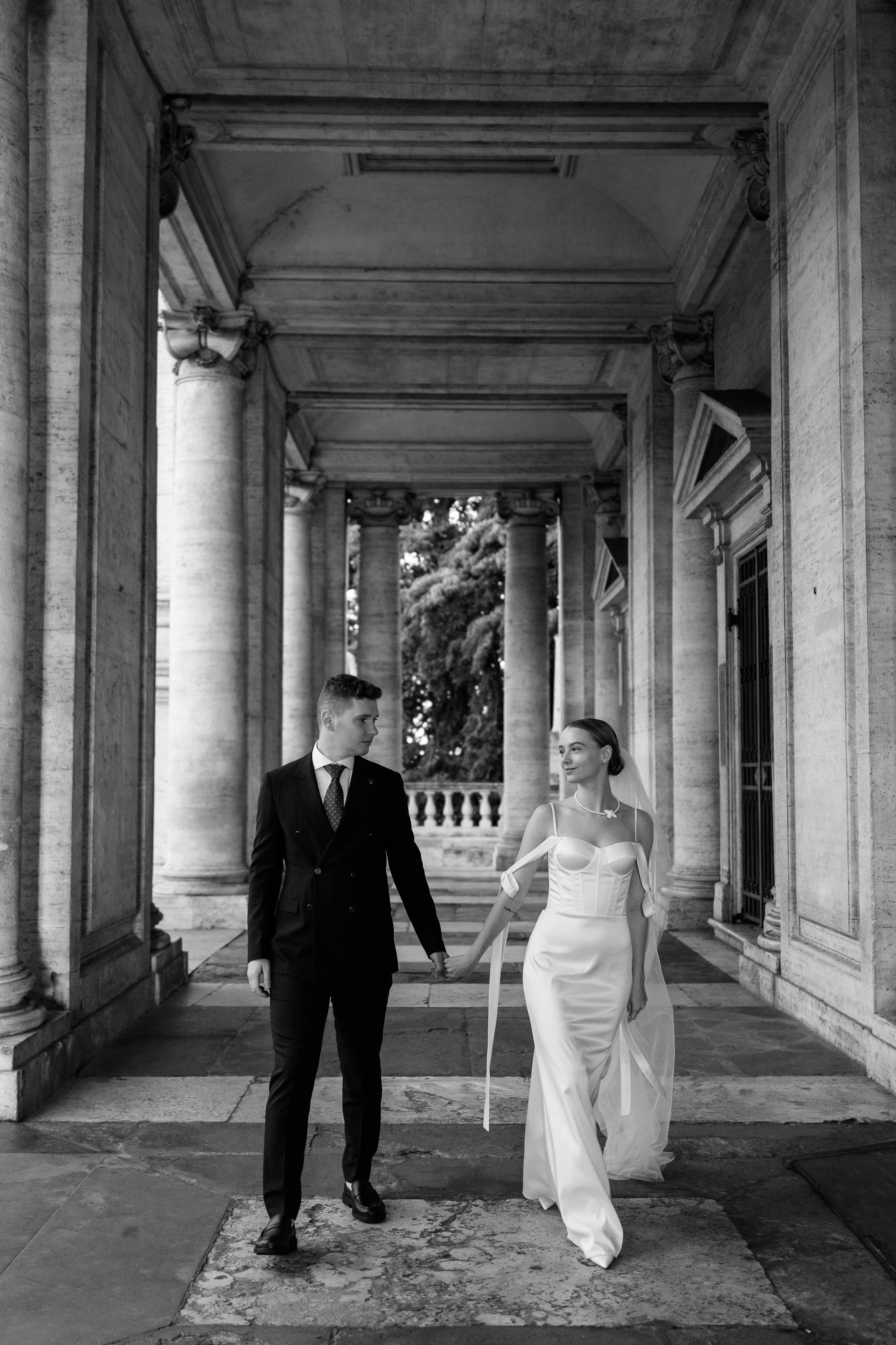 Wedding Photographer in Rome. Wedding Photographer Rome Tuscany Como Sicily Puglia Amalfy Italy- Oksana Savenchuk