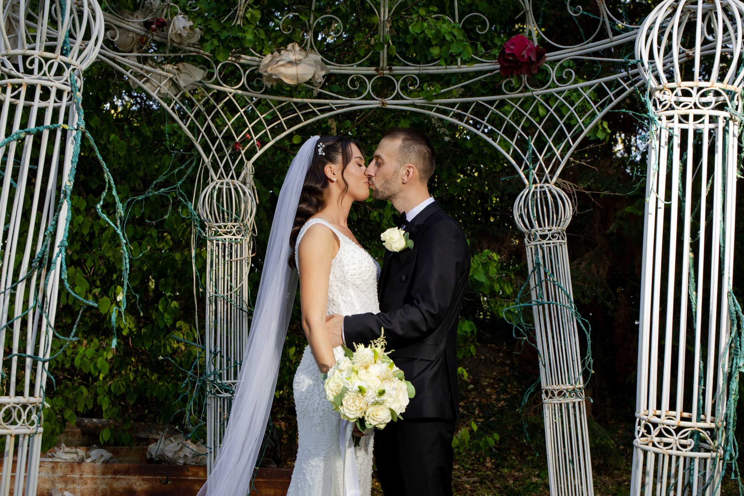 Costi & Madalina. Fotograf de nunta — Ionut Belea dar si evenimente corporate din Romania