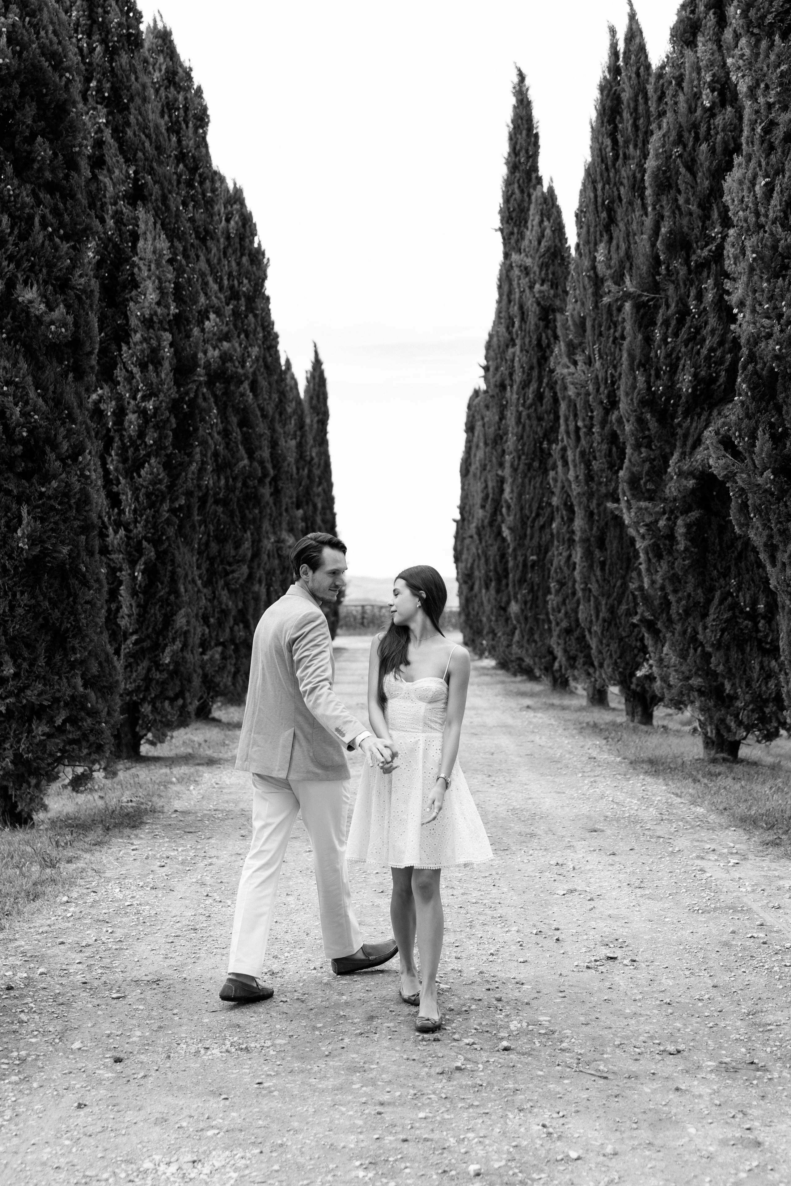 Wedding photographer Italy Rome, Tuscany, Lake Como, Sicily, Puglia. Wedding Photographer Rome Tuscany Como Sicily Puglia Amalfy Italy- Oksana Savenchuk