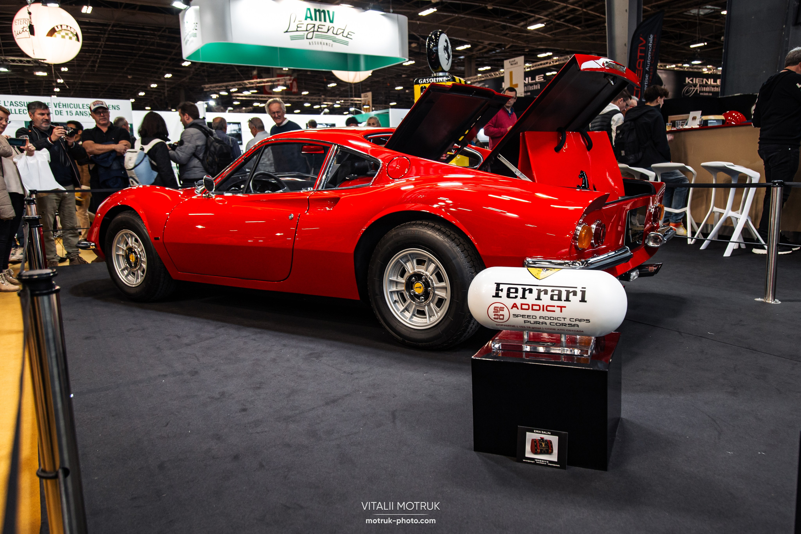 Retromobile 2023. Photographer in Paris — Vitalii Motruk