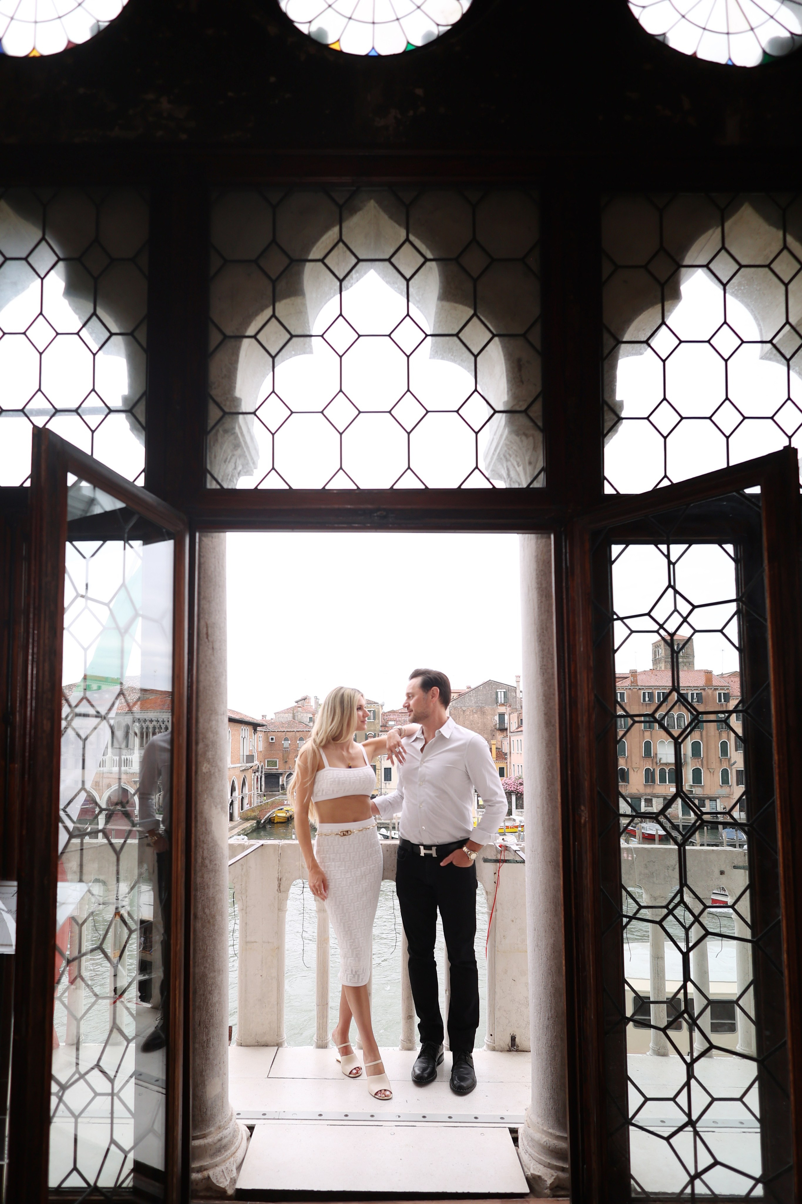 luxury couple photoshoot Venice