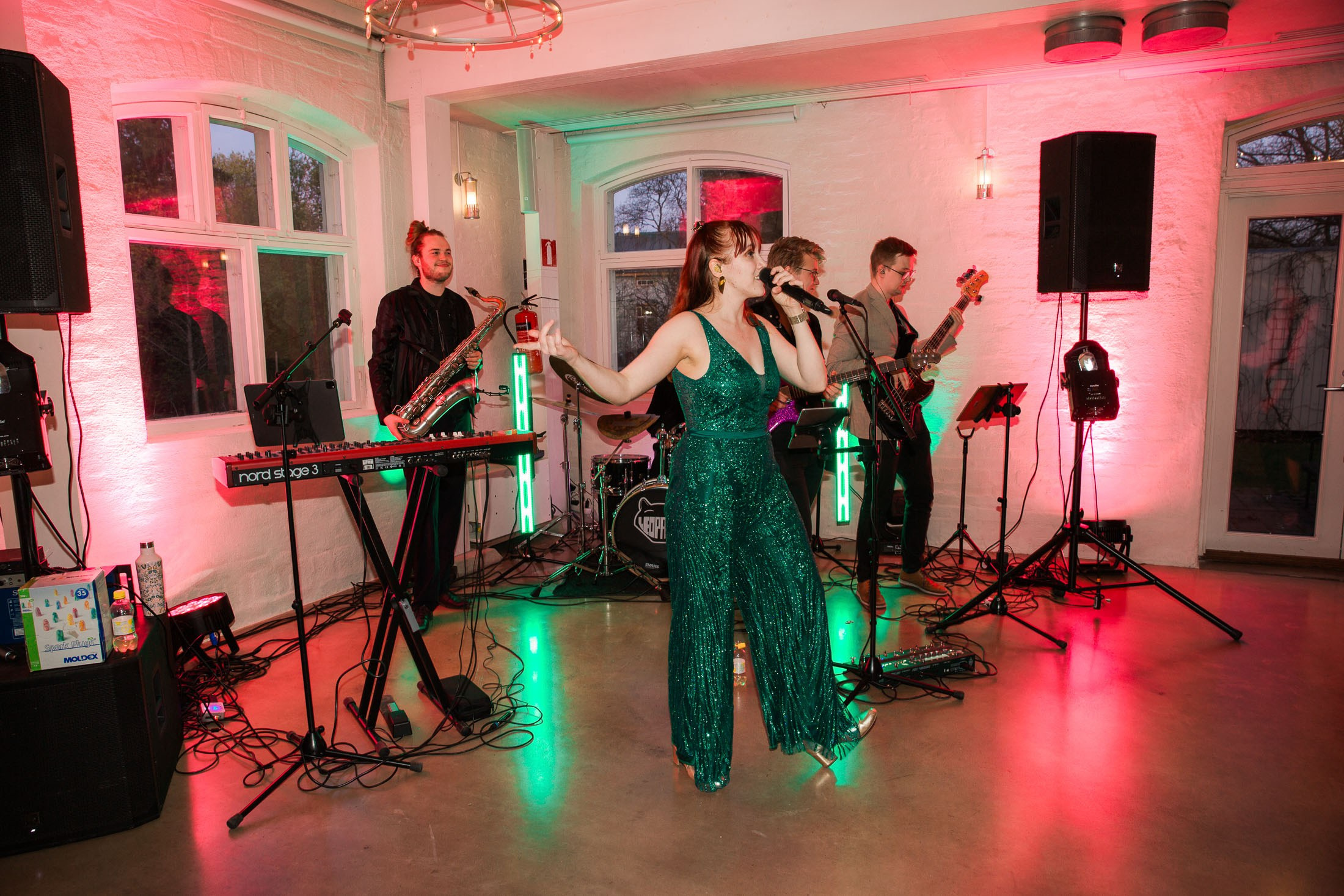 L&J, Pyhän Laurin kirkko/wanha Bäckby